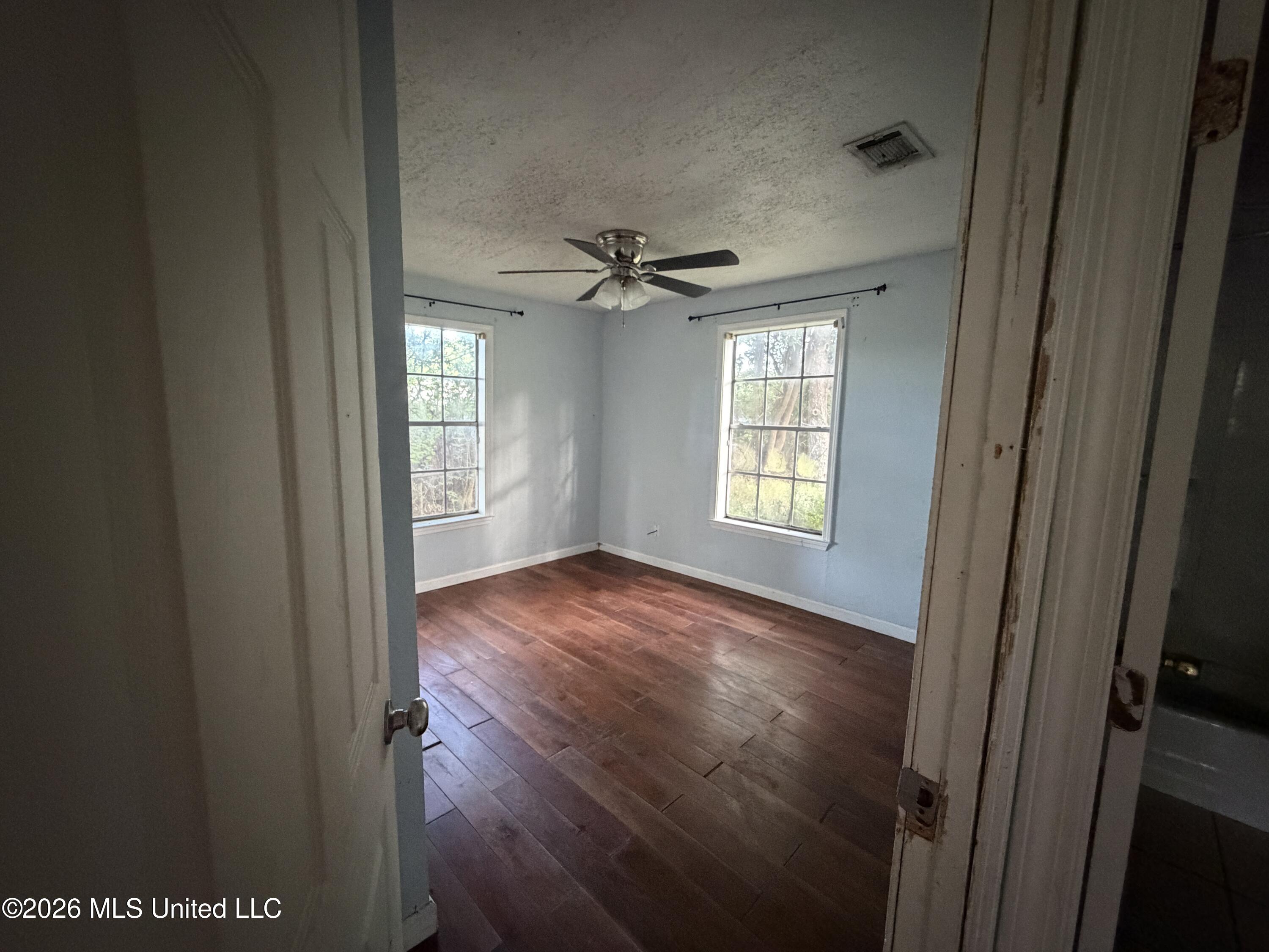 1209 Polk Avenue Property Photo 17