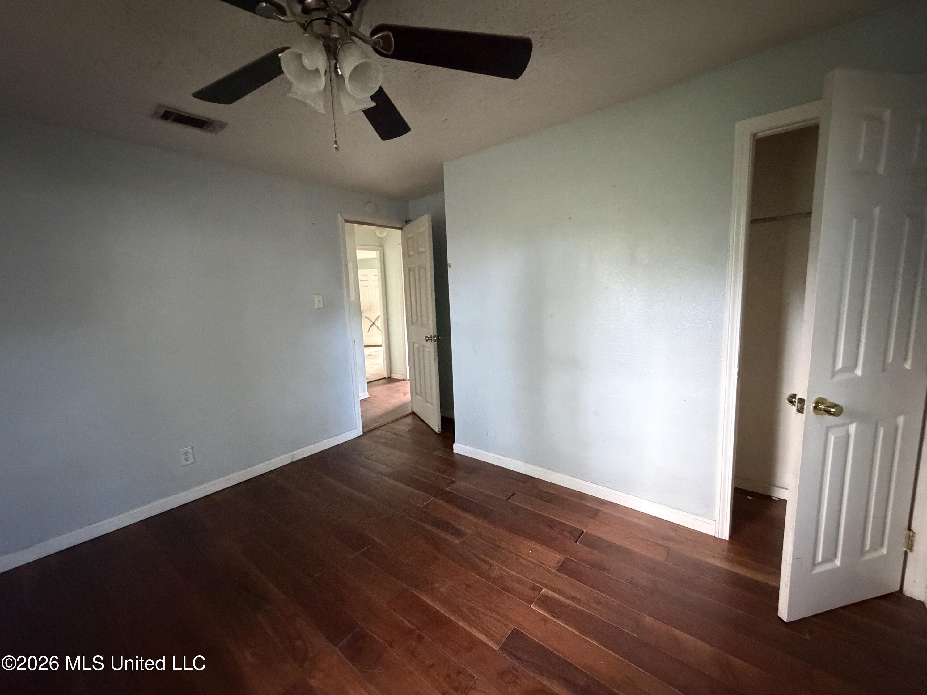 1209 Polk Avenue Property Photo 18