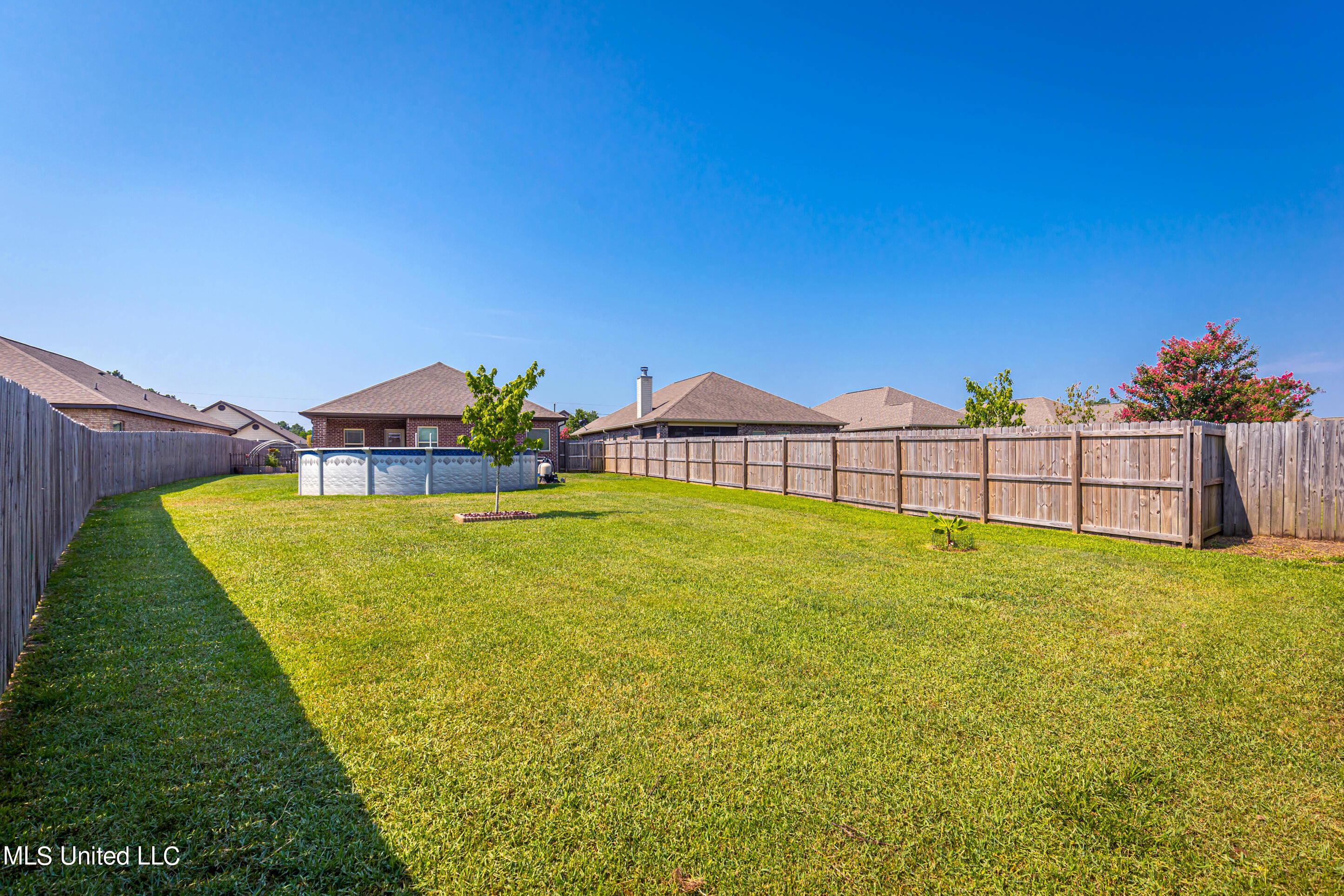 217 Sandy Drive Property Photo 4