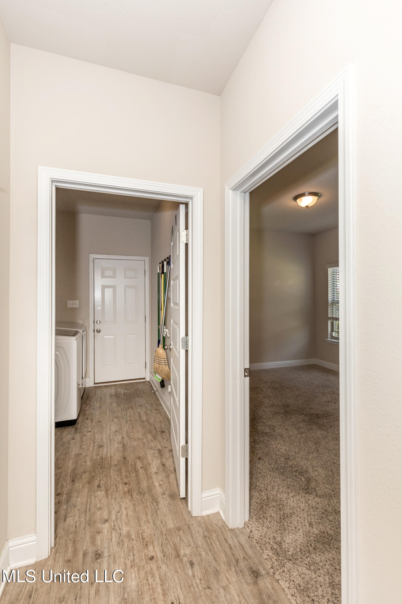 217 Sandy Drive Property Photo 30