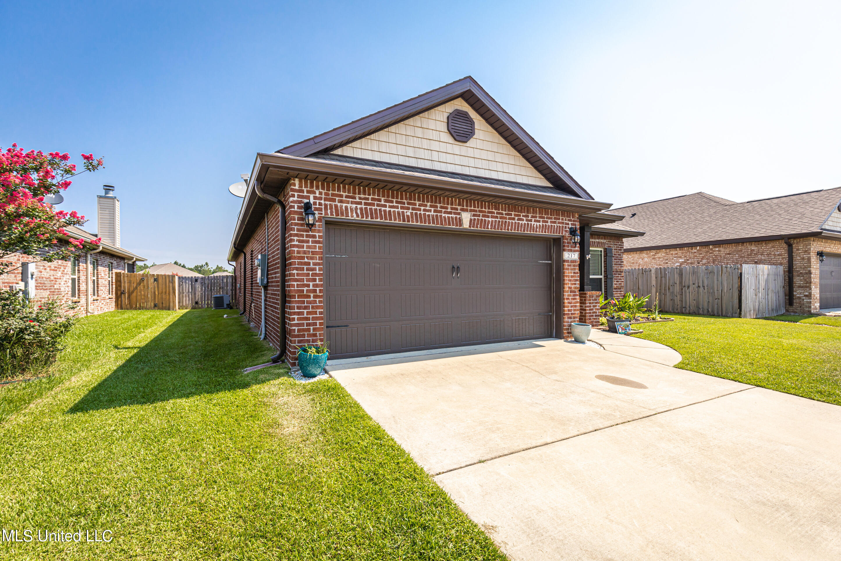 217 Sandy Drive Property Photo 45