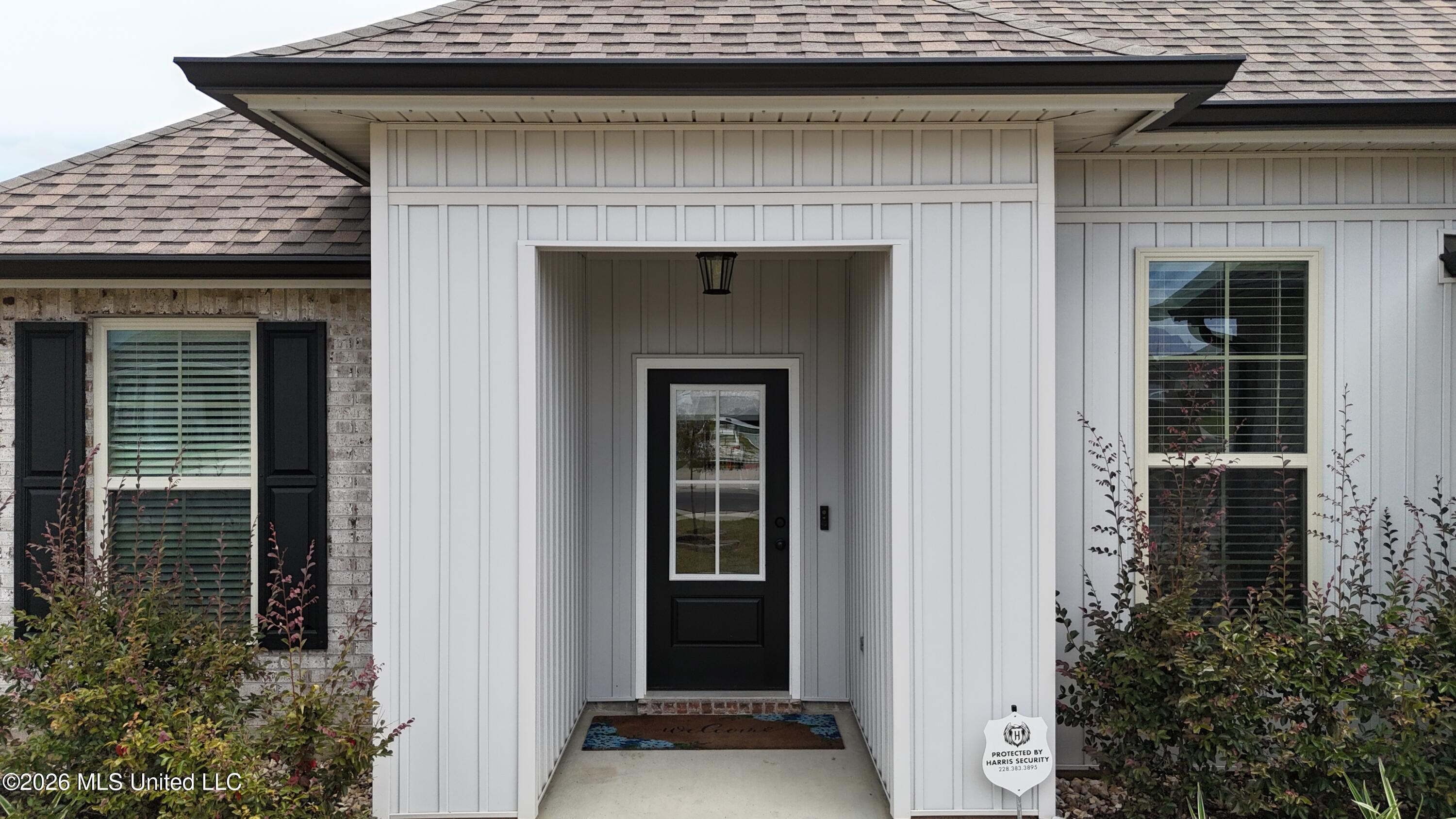 15572 Soaring Loop Property Photo 2
