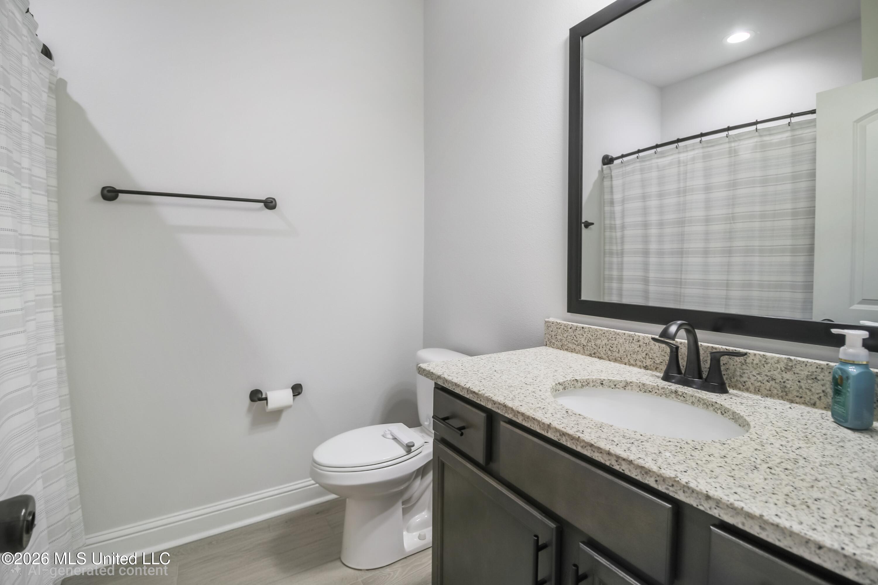 15572 Soaring Loop Property Photo 20