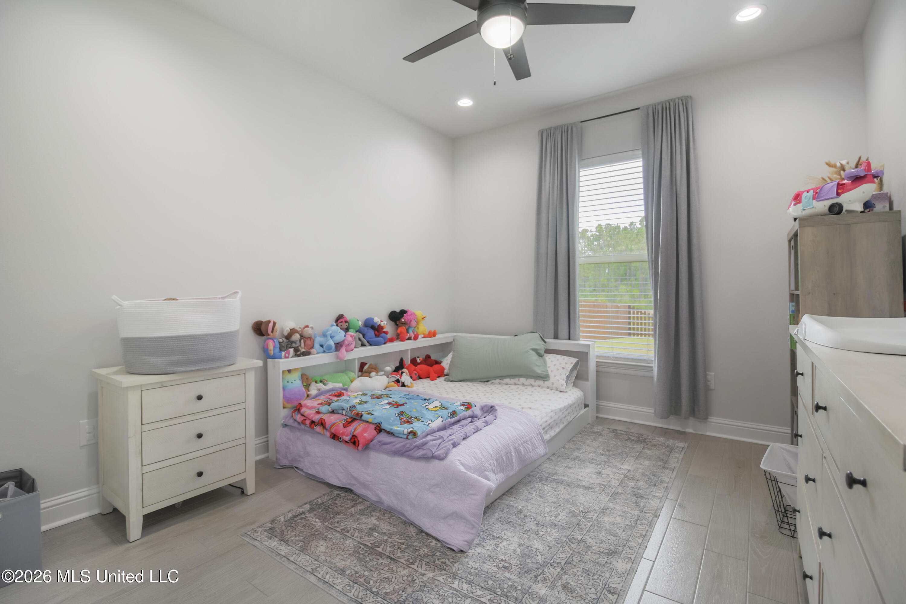 15572 Soaring Loop Property Photo 21