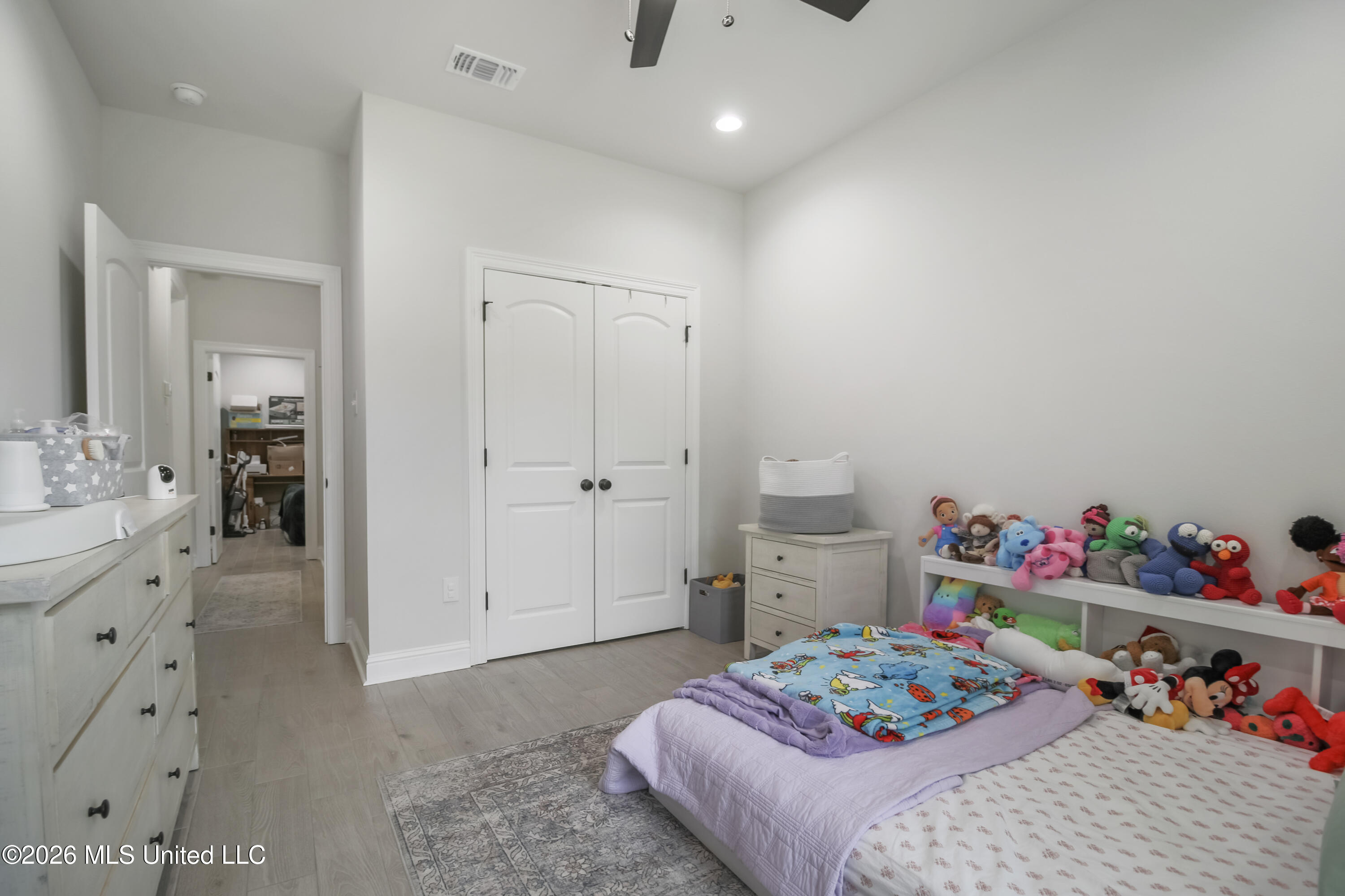 15572 Soaring Loop Property Photo 22