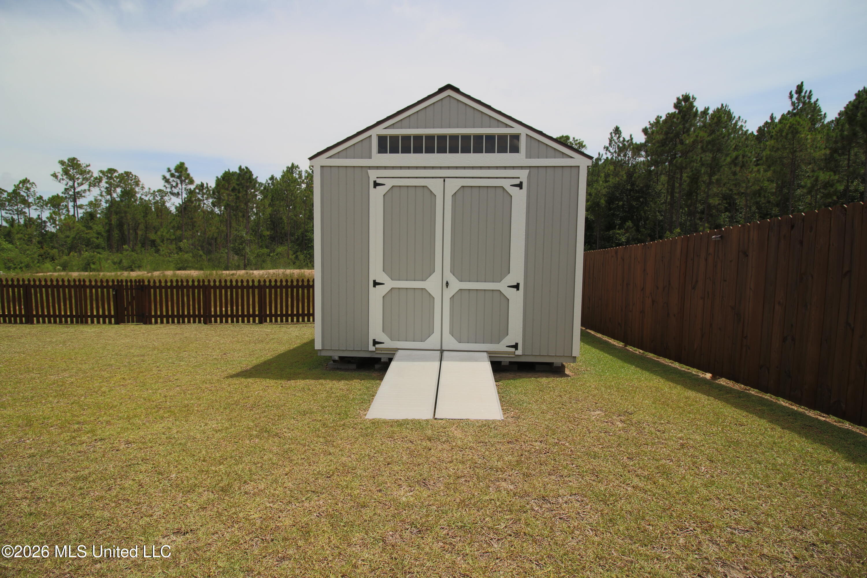 15572 Soaring Loop Property Photo 31