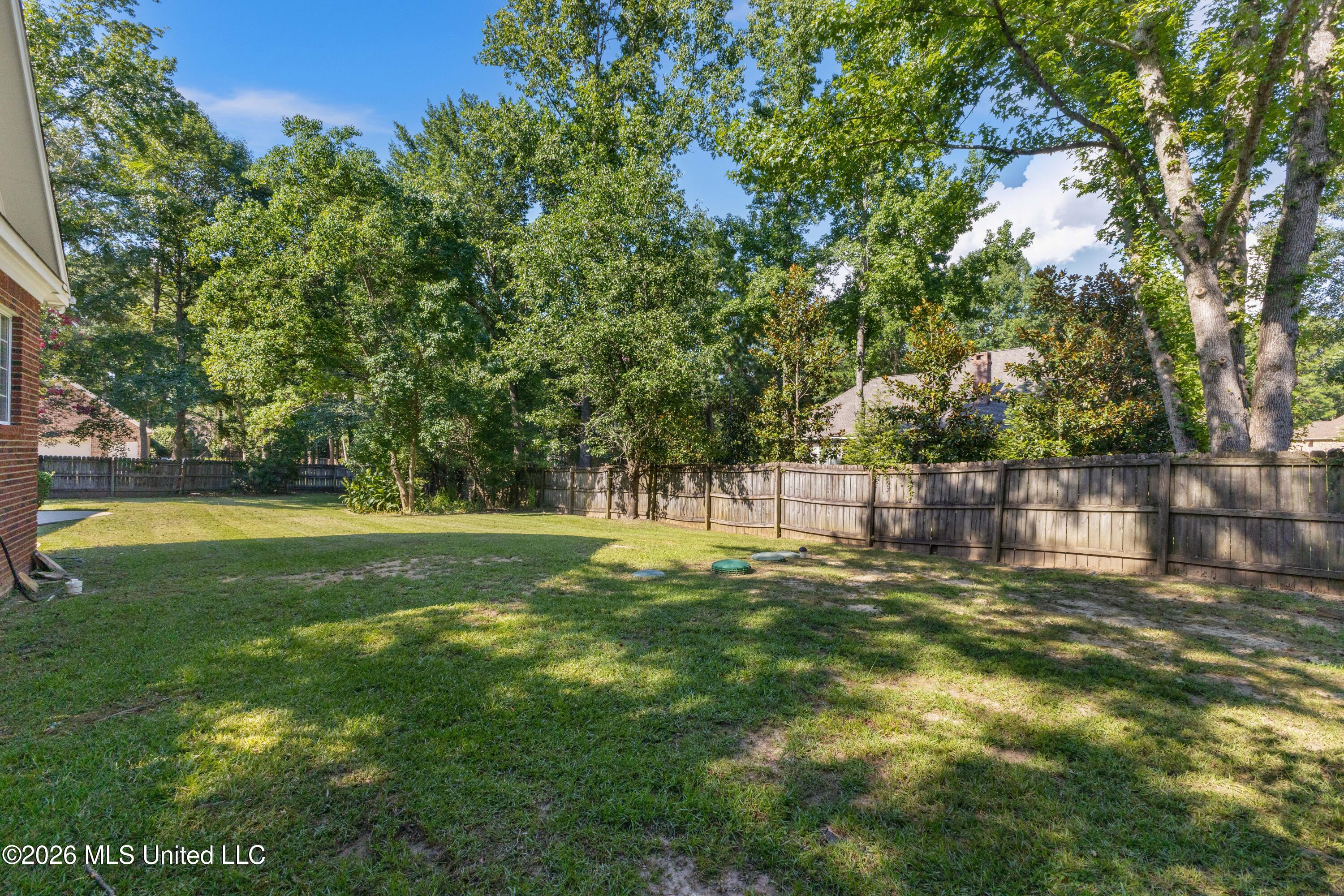 92 Highpointe Drive Property Photo 53