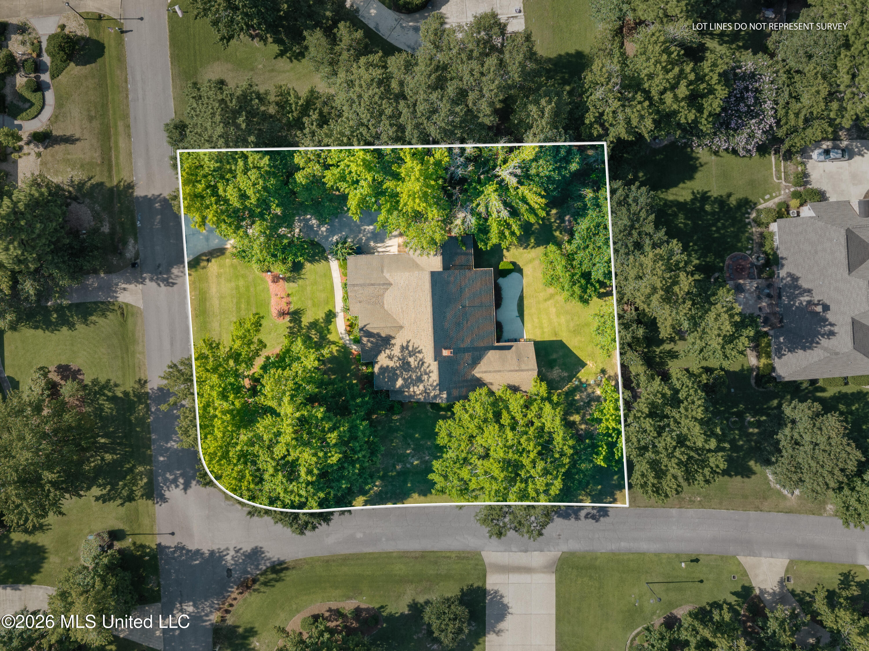 92 Highpointe Drive Property Photo 55