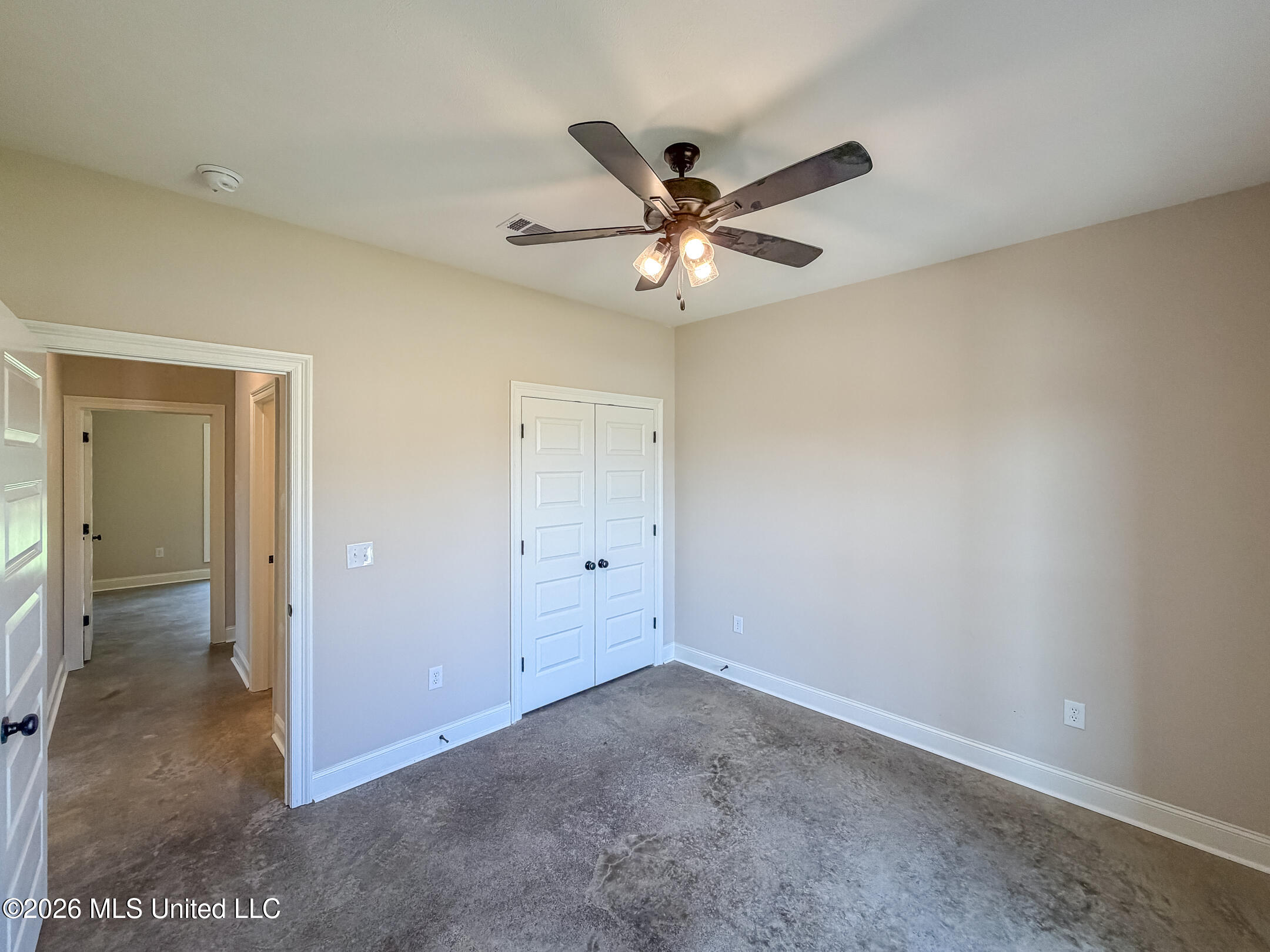 1001 Riverside Lane Property Photo 17
