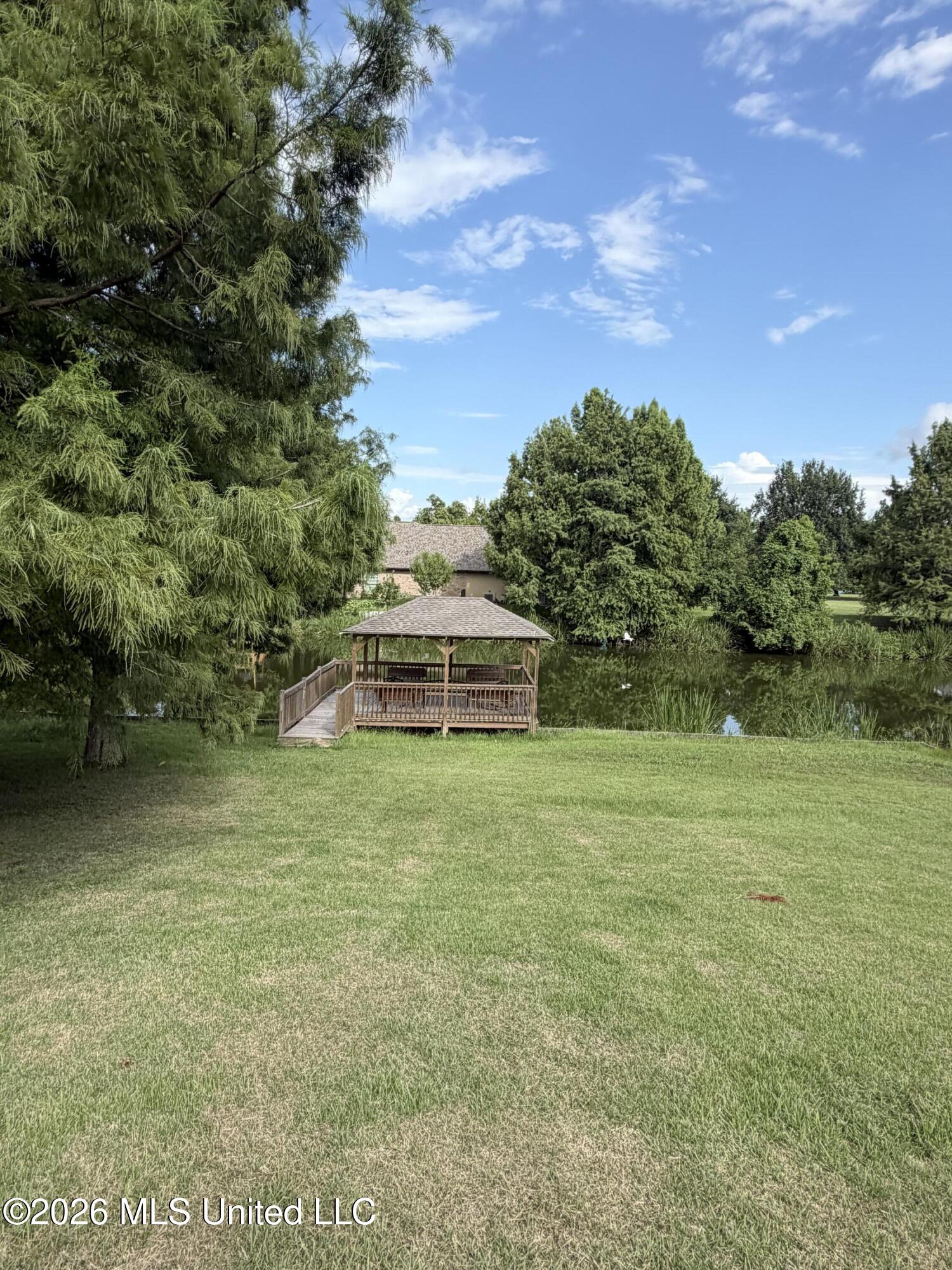 993 Highway 568 Property Photo 6