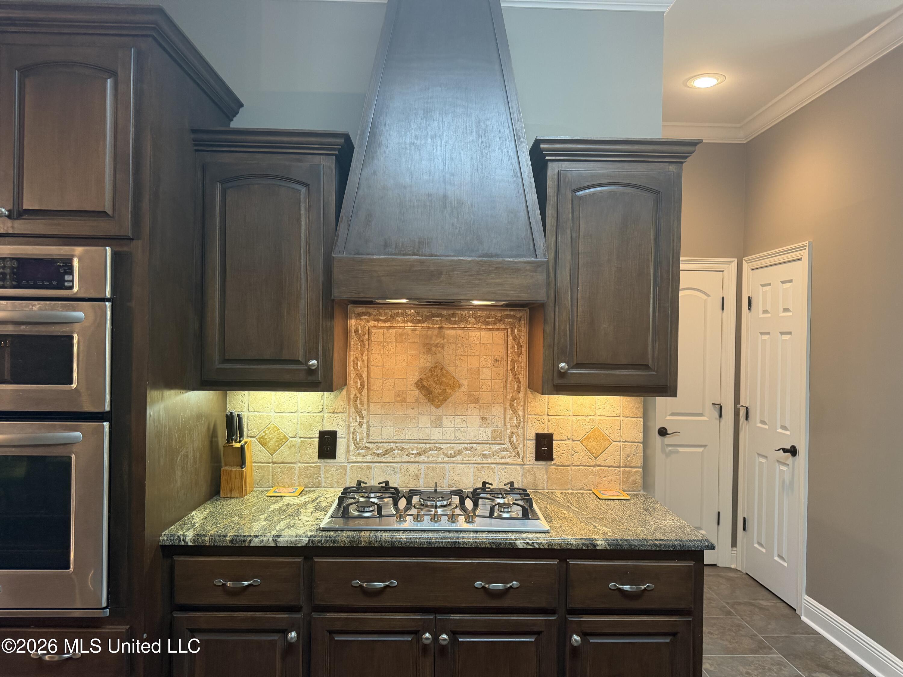 993 Highway 568 Property Photo 29