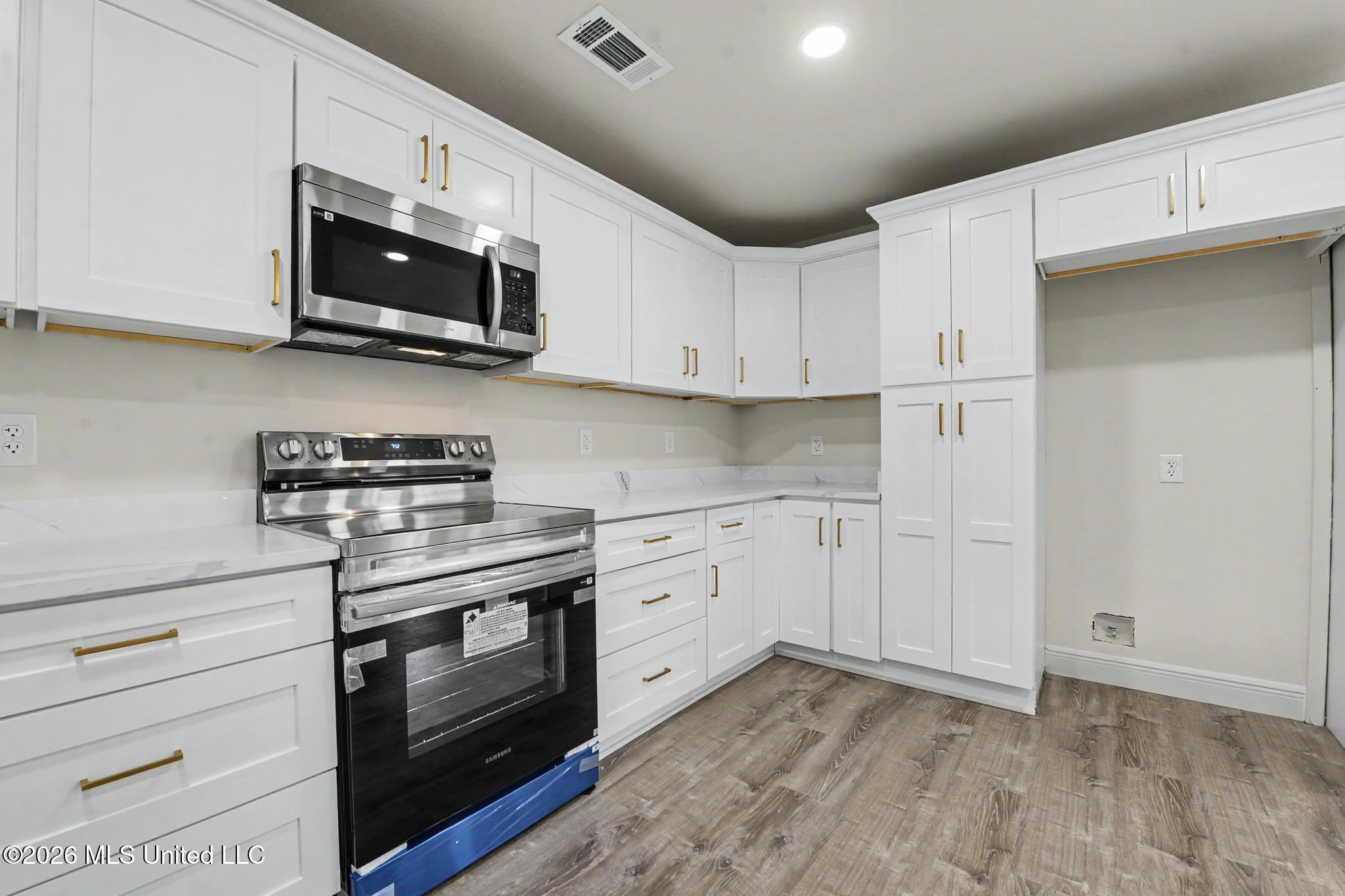 6105 E Desoto Street Property Photo 11