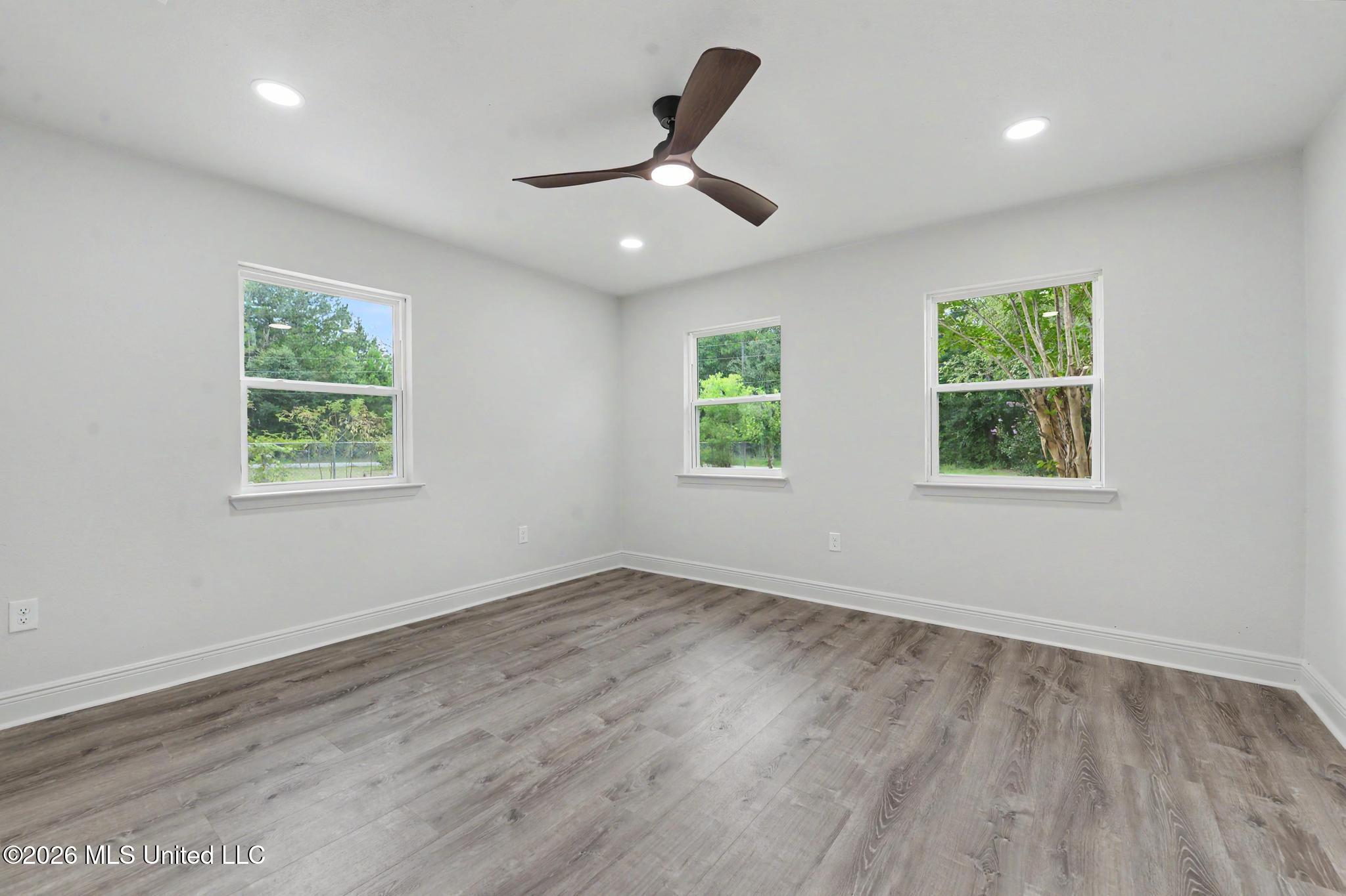 6105 E Desoto Street Property Photo 18