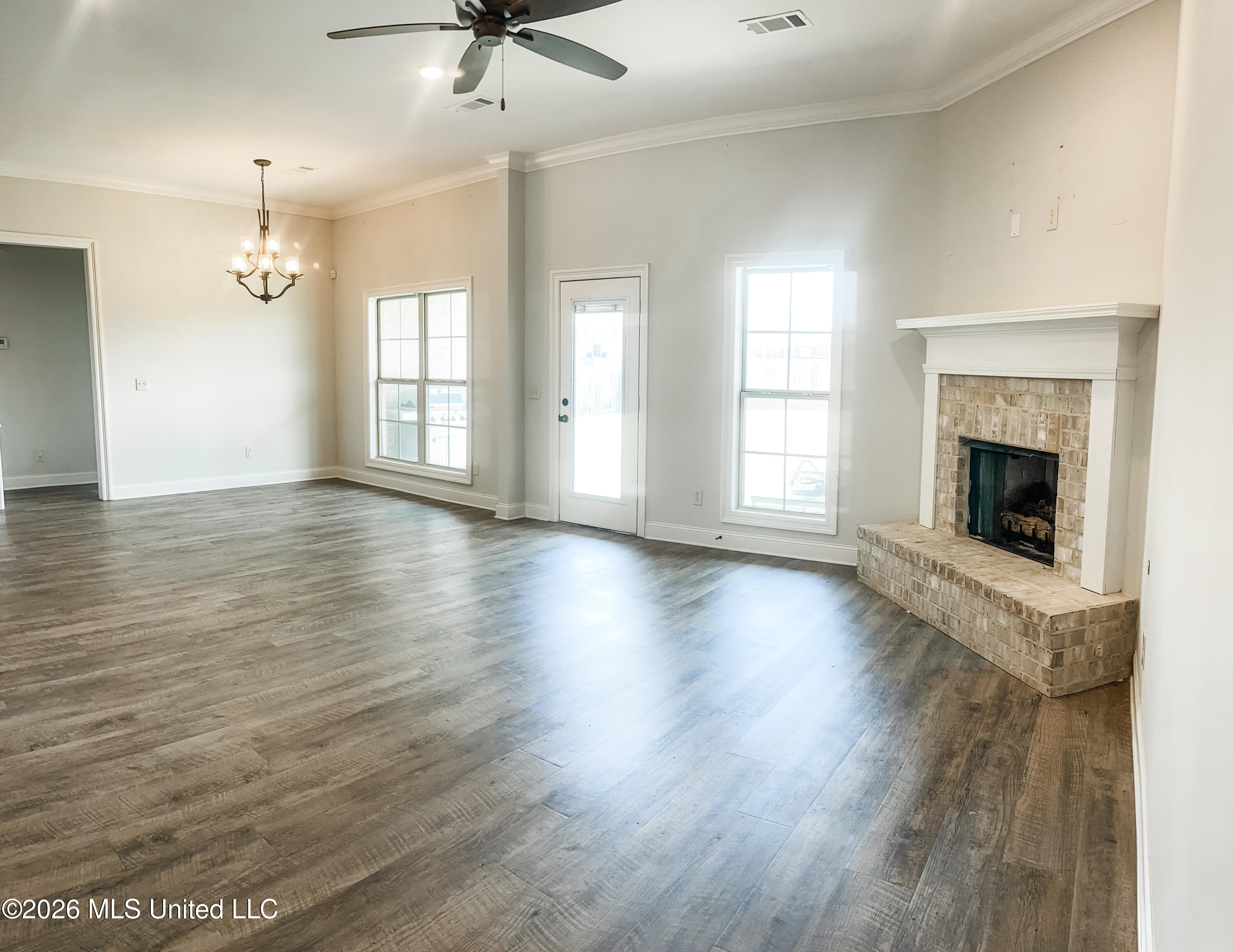 201 Chartleigh Circle Property Photo 12