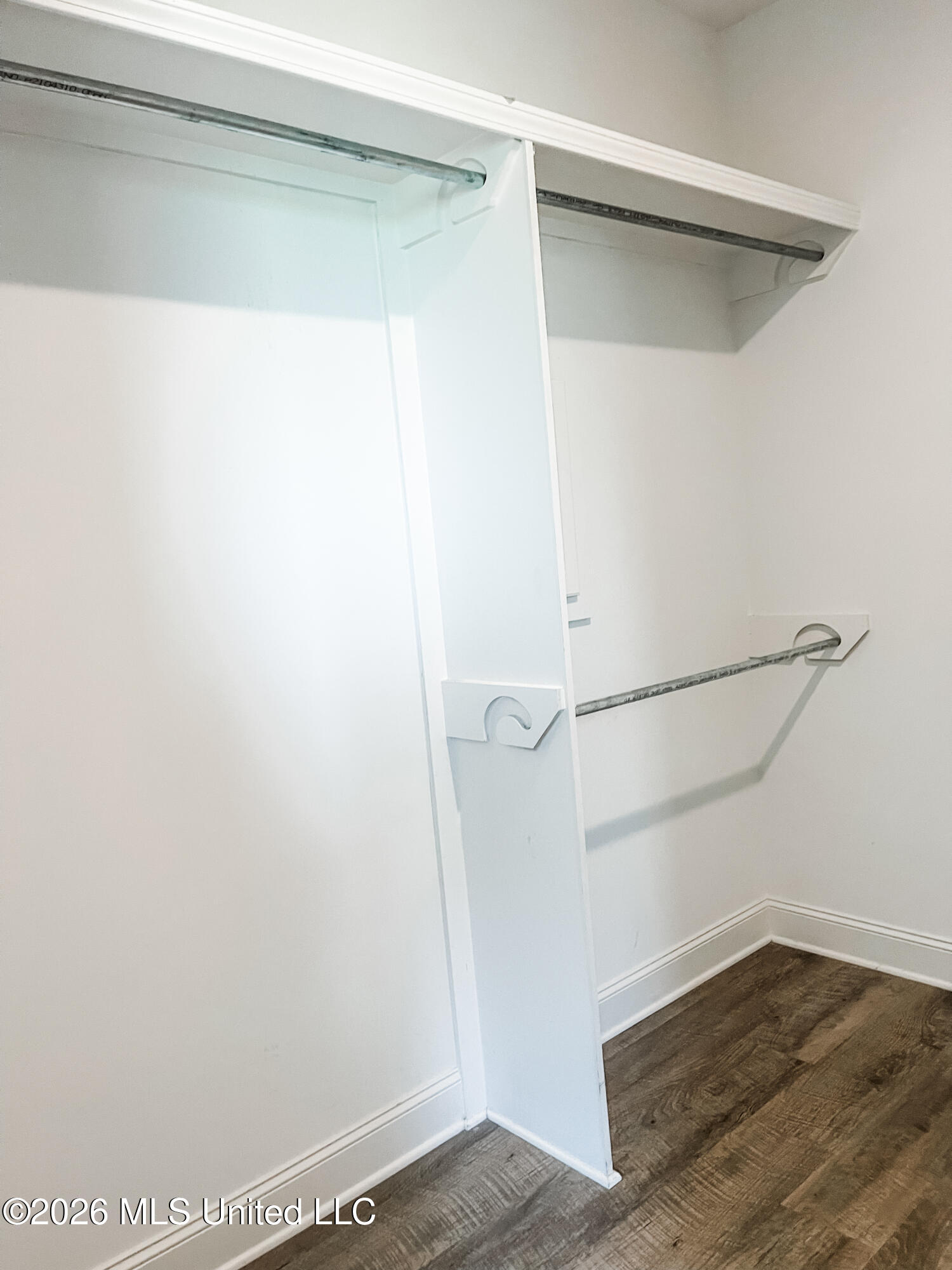 201 Chartleigh Circle Property Photo 21
