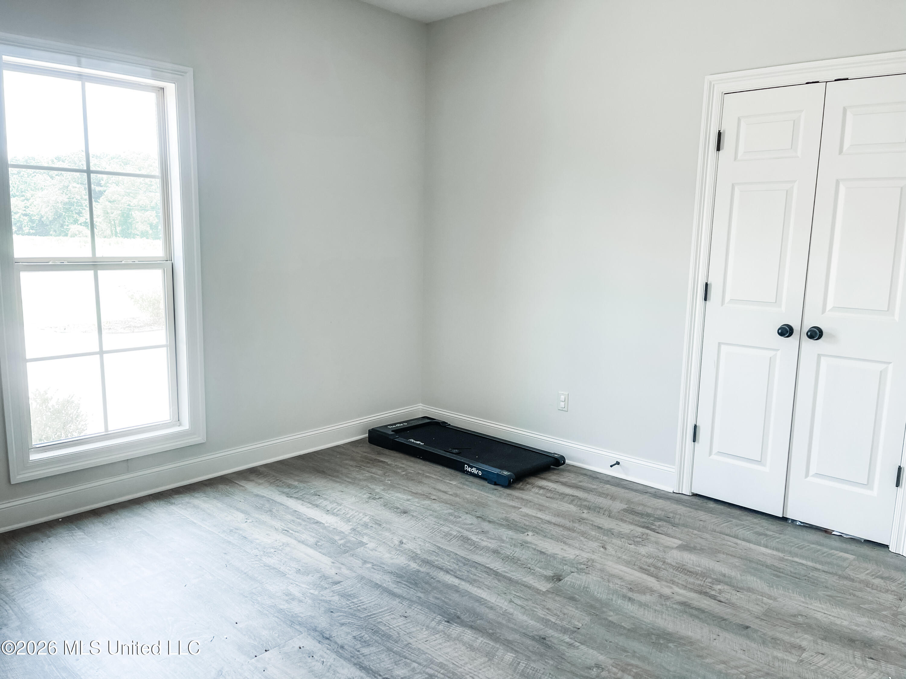 201 Chartleigh Circle Property Photo 32