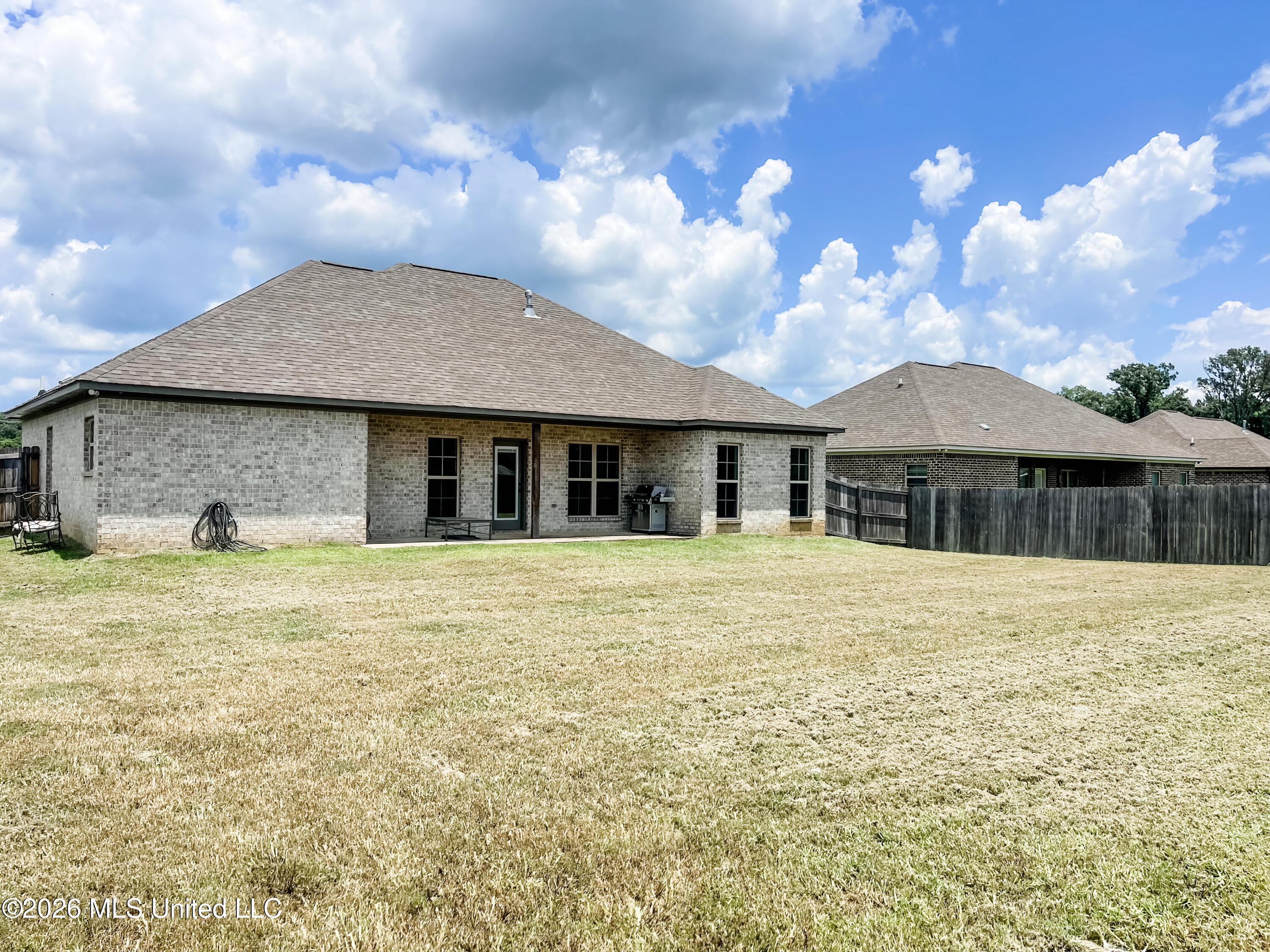 201 Chartleigh Circle Property Photo 35