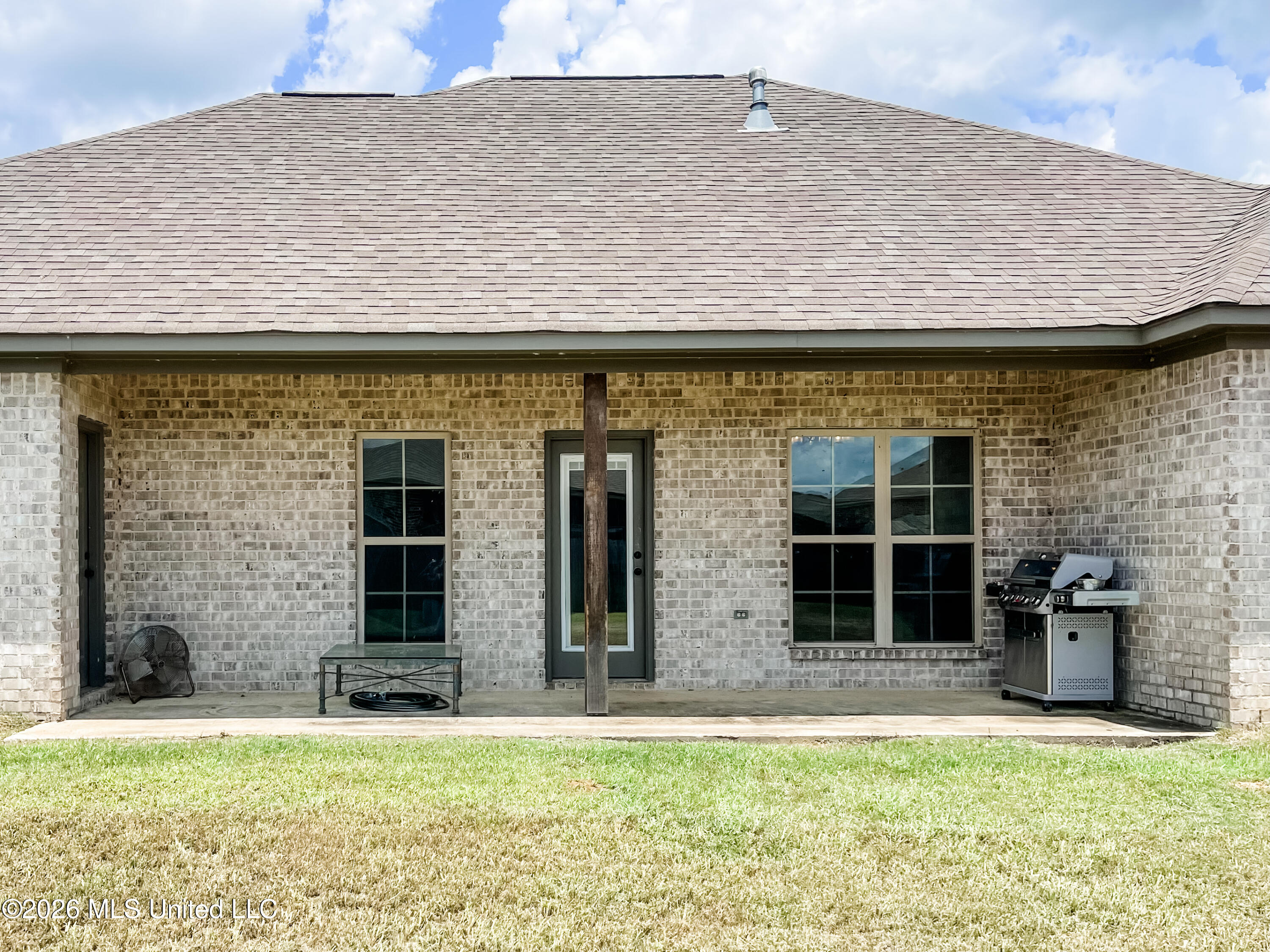 201 Chartleigh Circle Property Photo 36