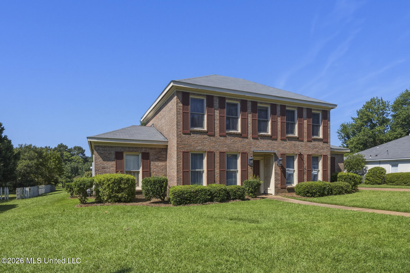 1025 Northpointe Drive Property Photo 2