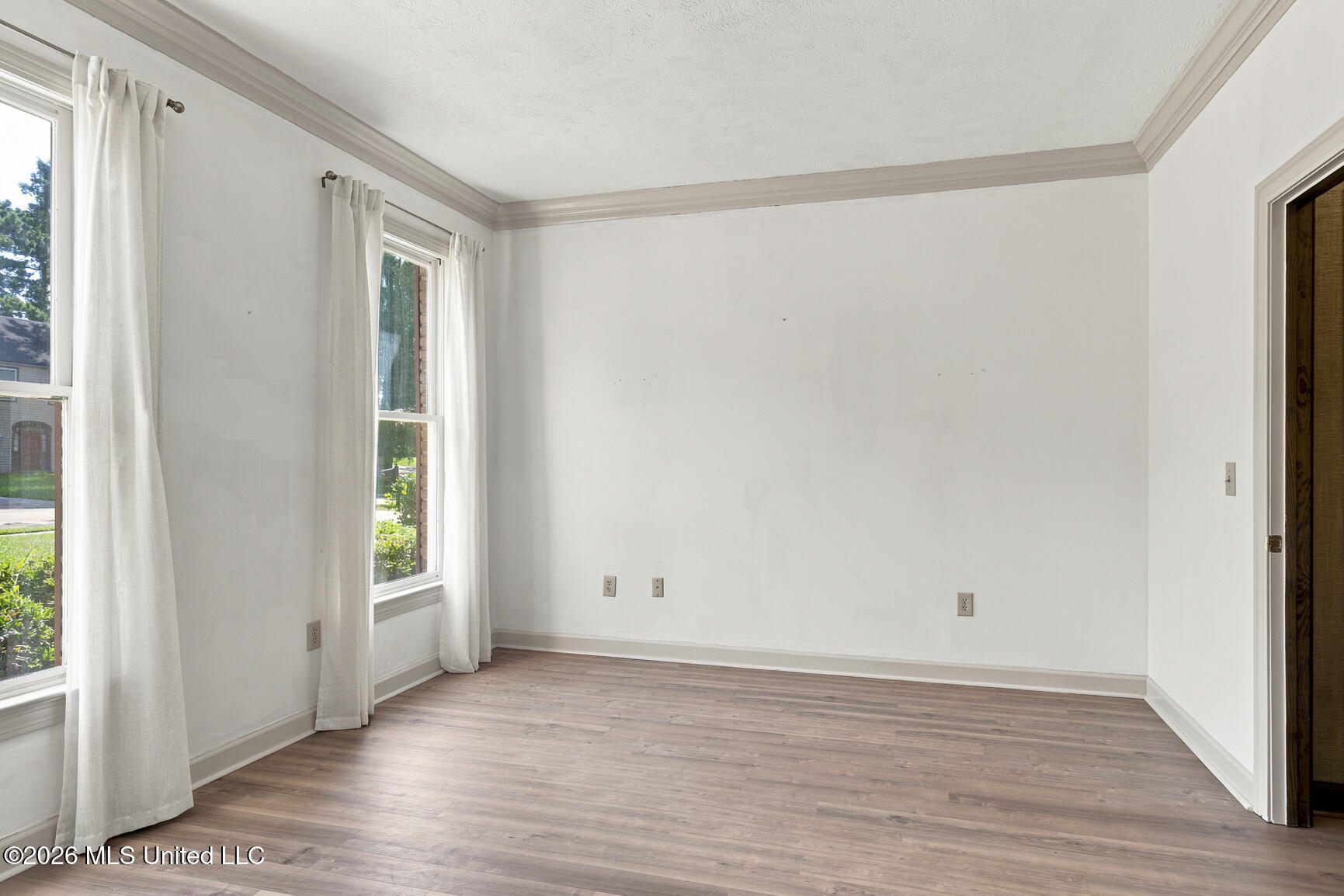 1025 Northpointe Drive Property Photo 5