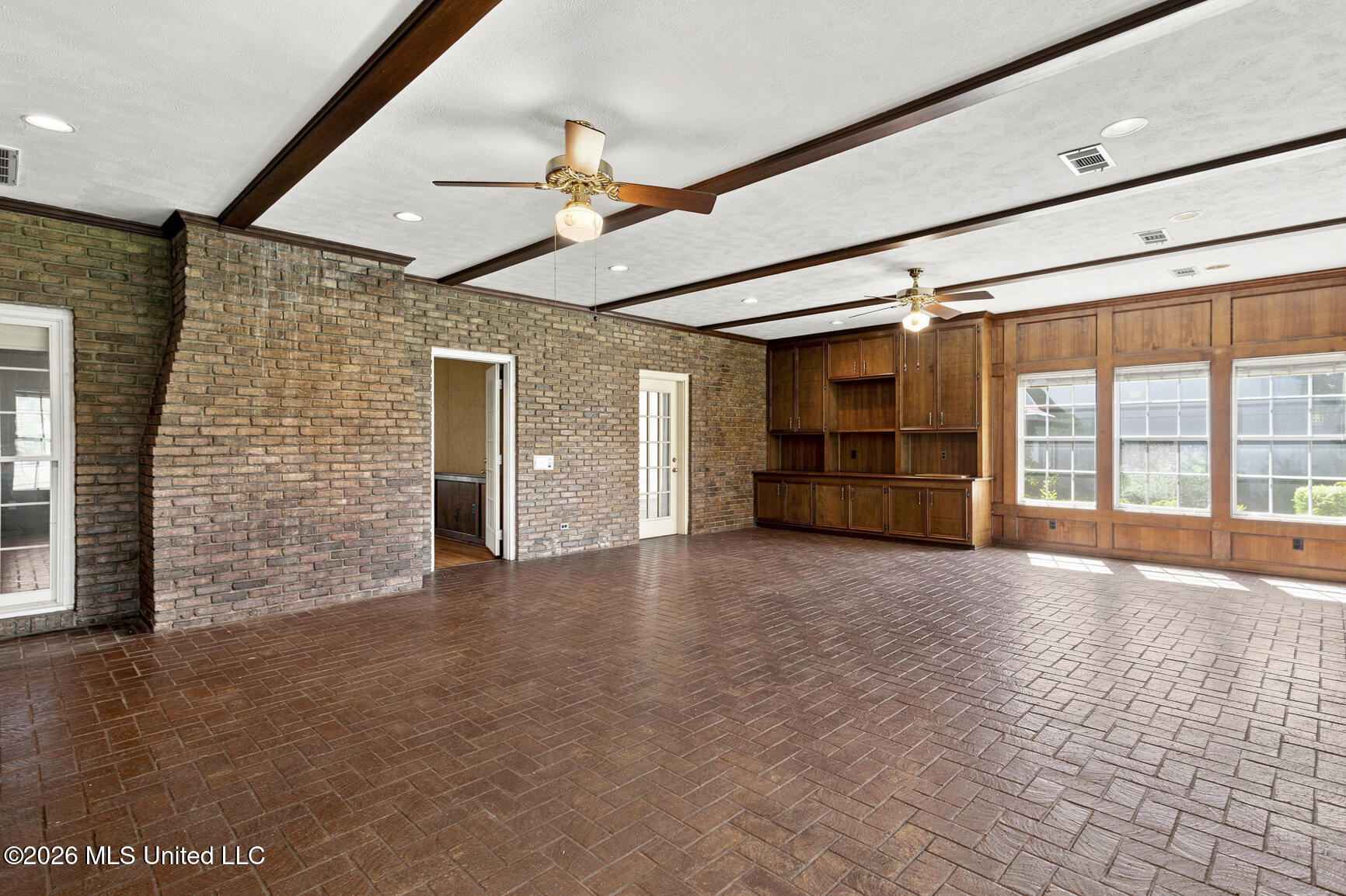 1025 Northpointe Drive Property Photo 20