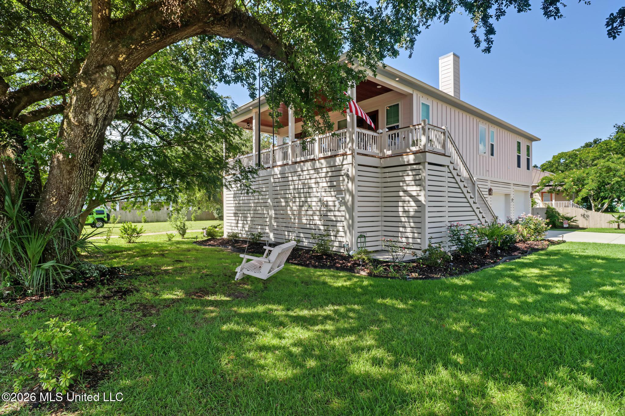 402 S Nicholson Avenue Property Photo 1