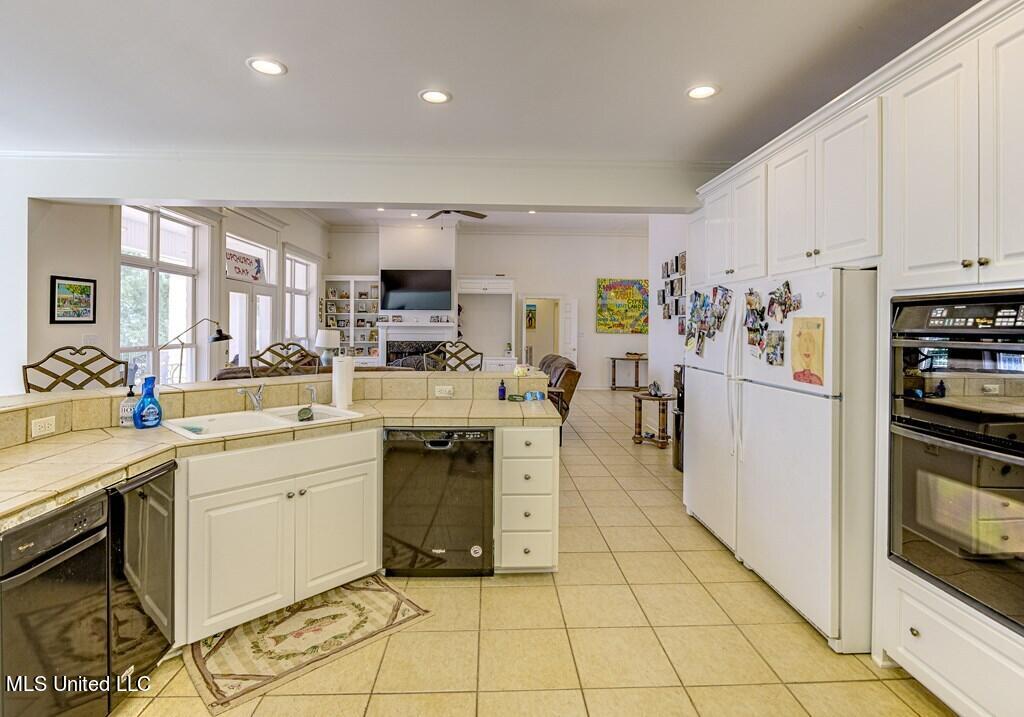 164 Fox Run Road Property Photo 11