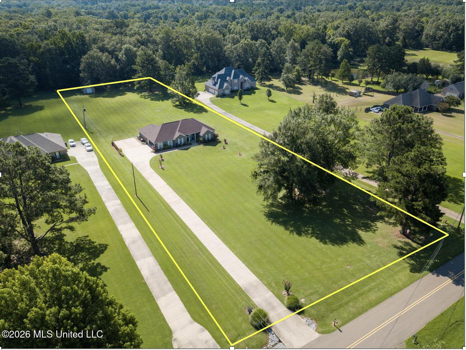 1930 Suzanna Drive Property Photo 16