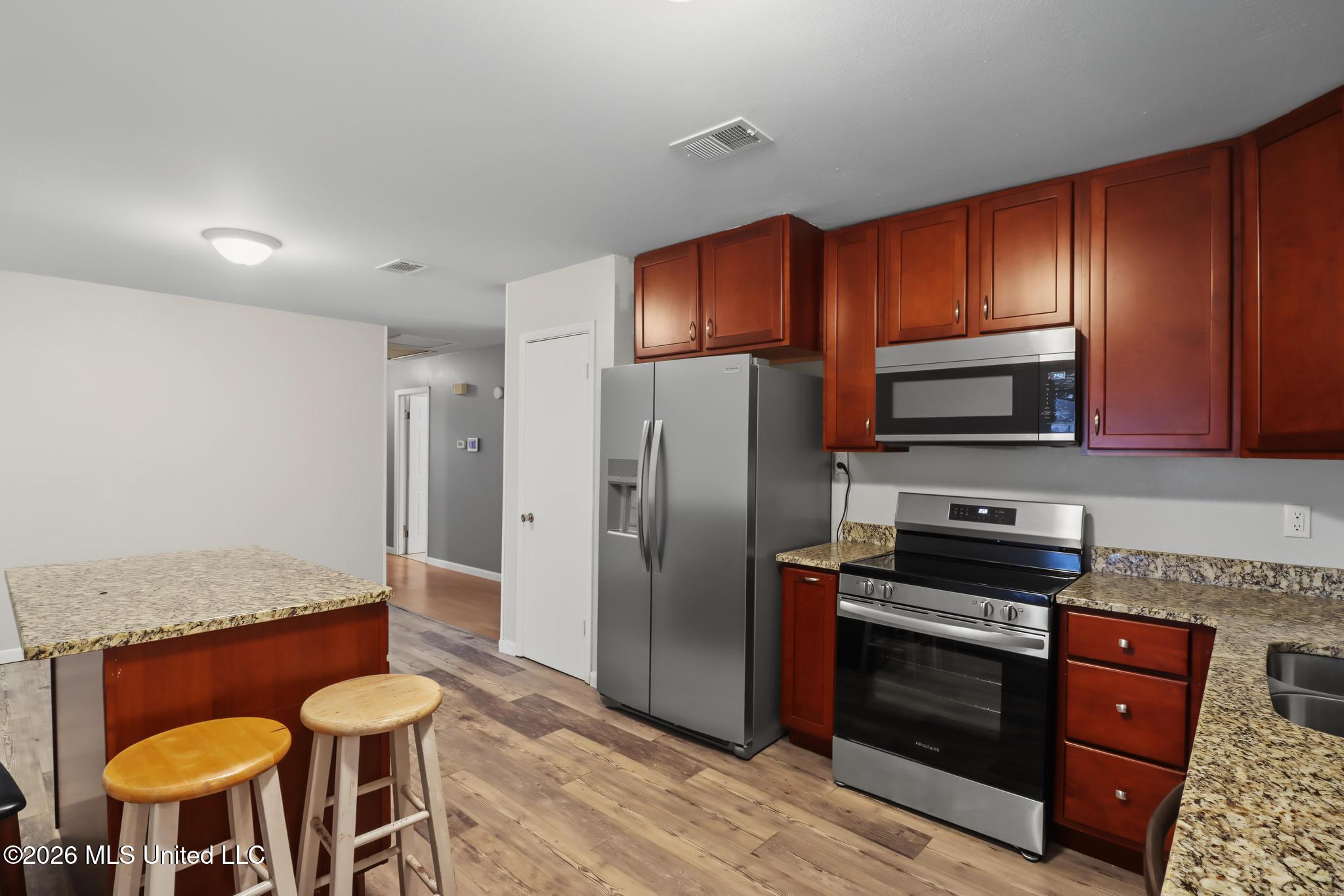2517 Ridgewood Road Property Photo 12