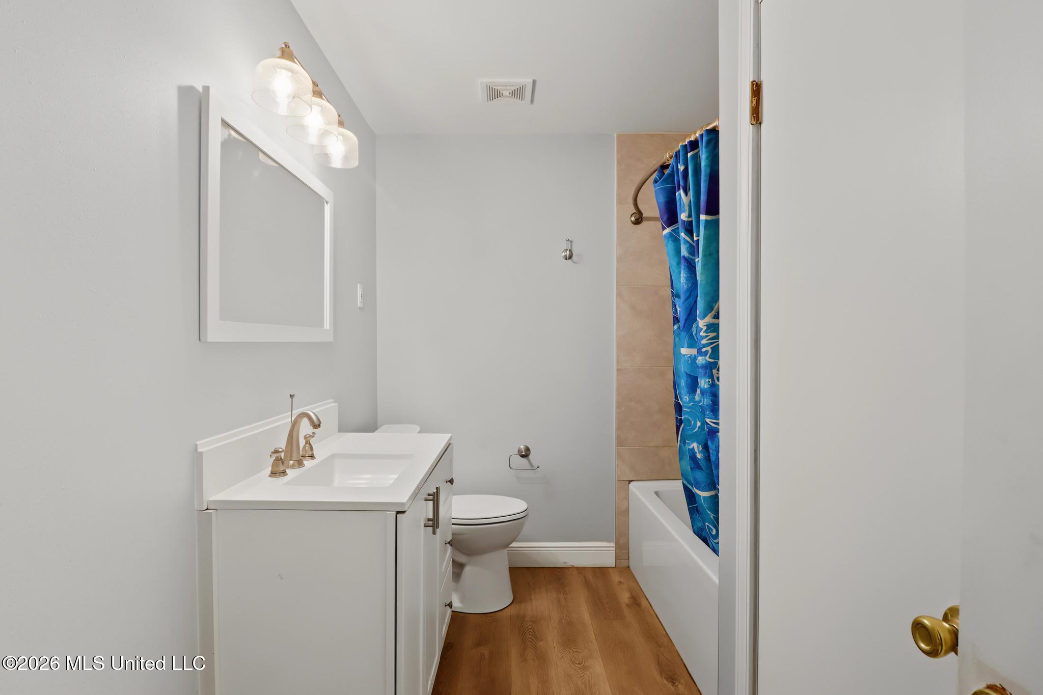 2517 Ridgewood Road Property Photo 13
