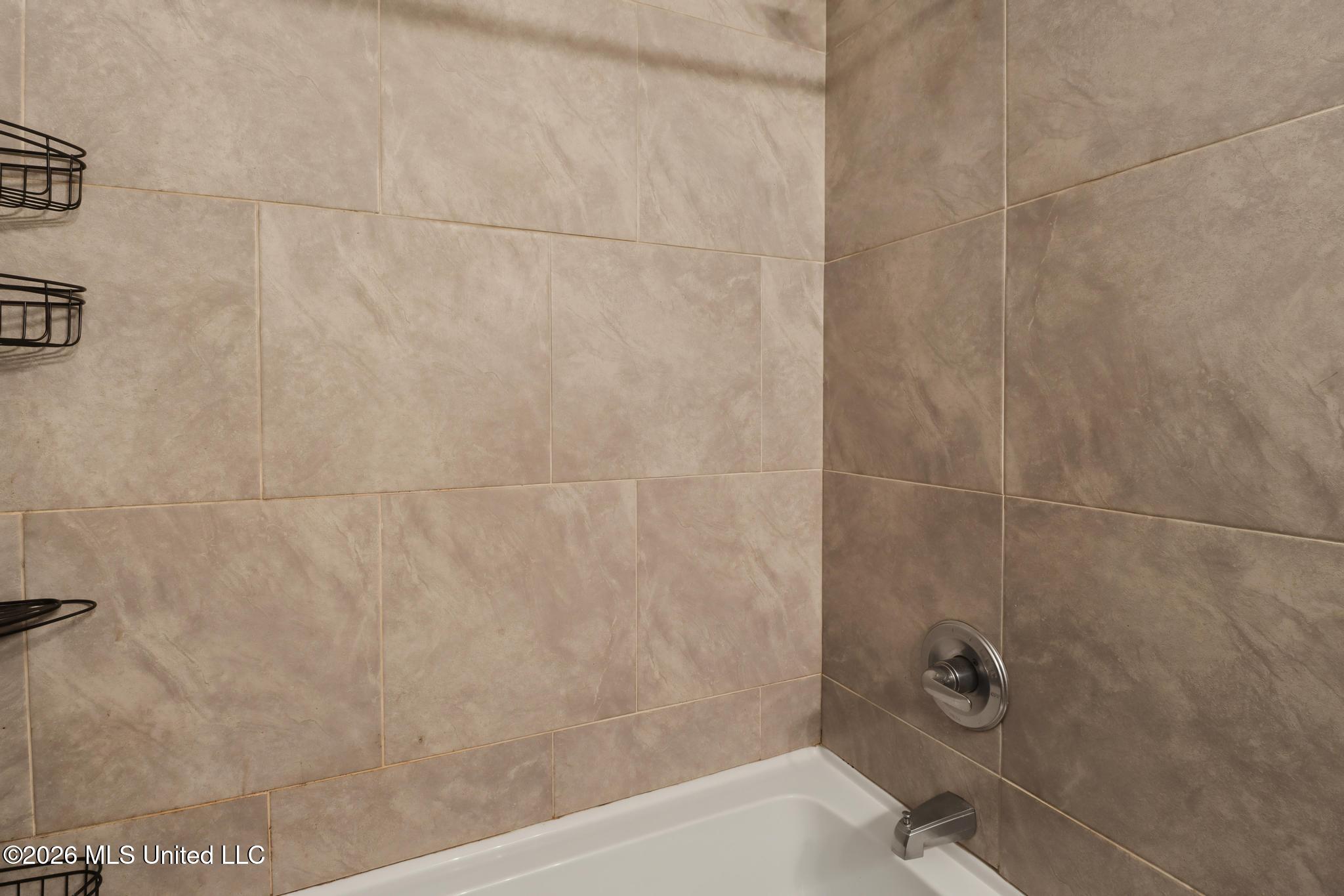2517 Ridgewood Road Property Photo 14