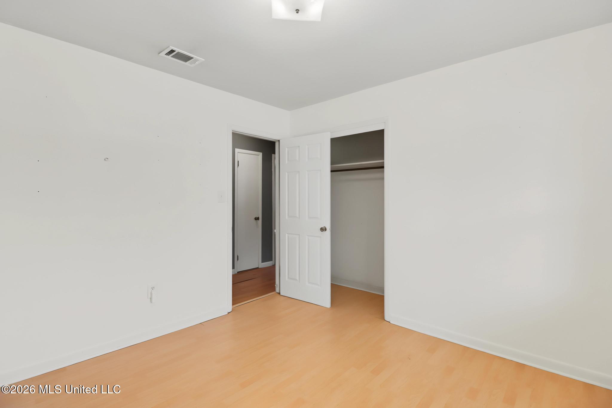 2517 Ridgewood Road Property Photo 16