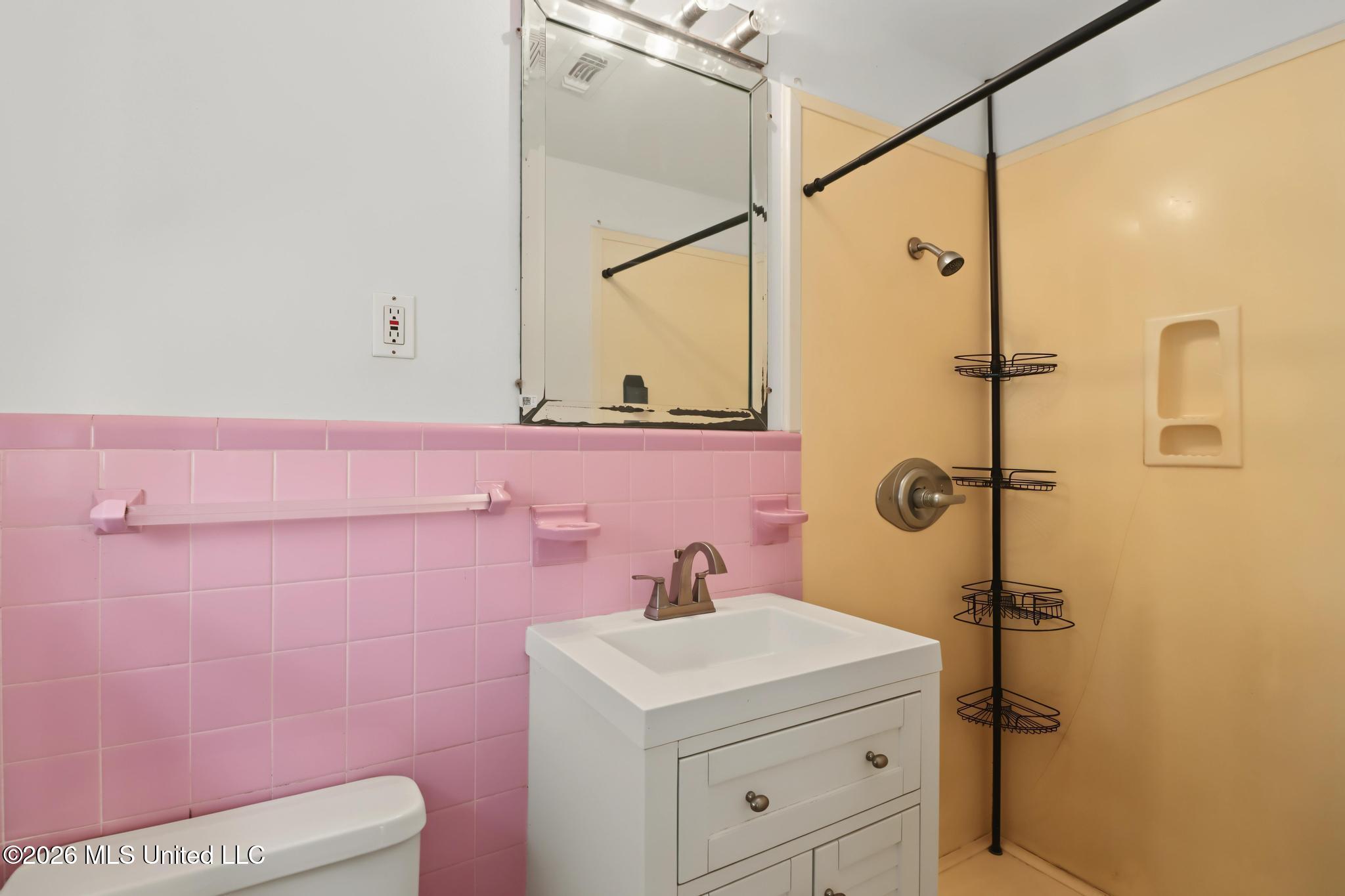 2517 Ridgewood Road Property Photo 20