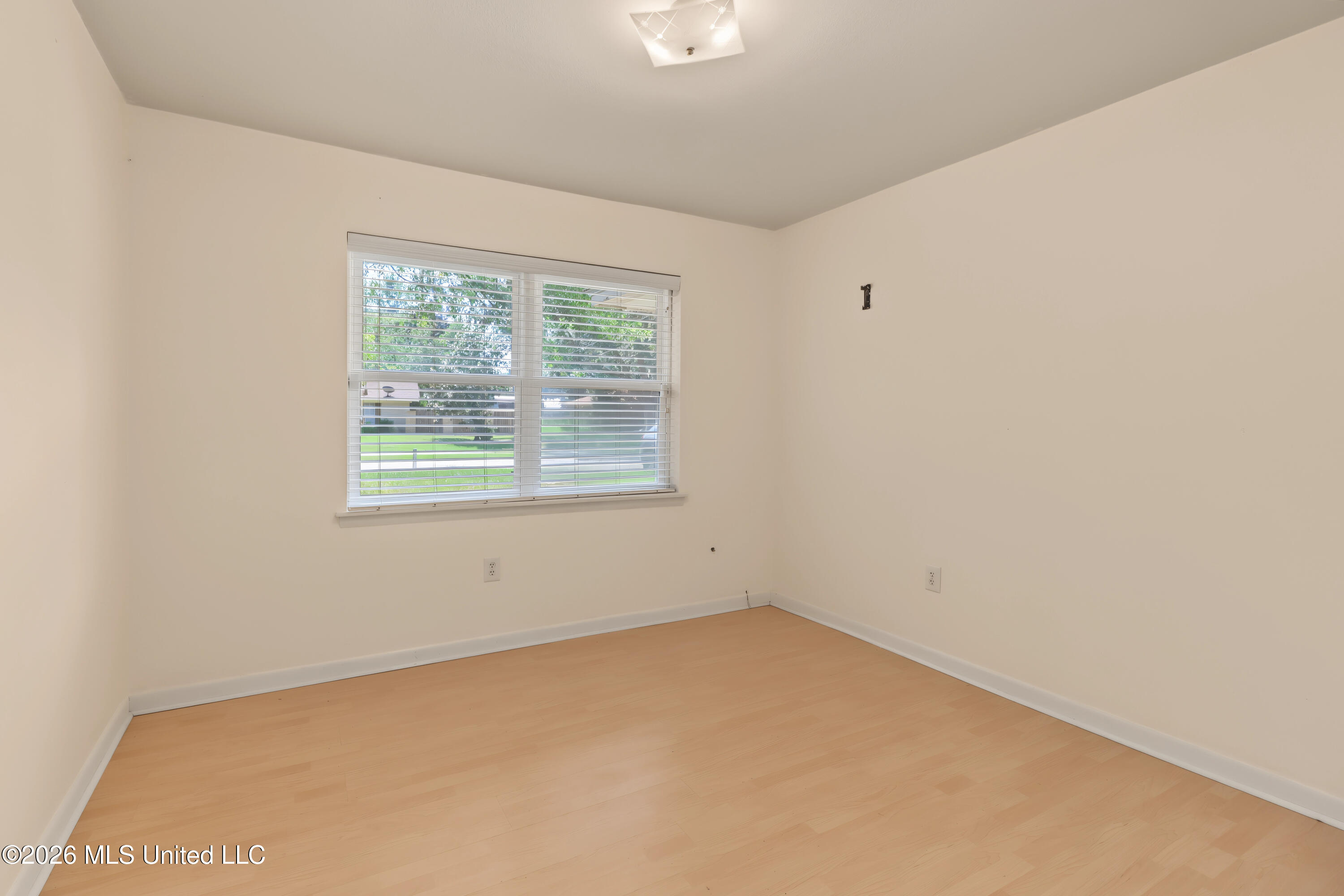 2517 Ridgewood Road Property Photo 25