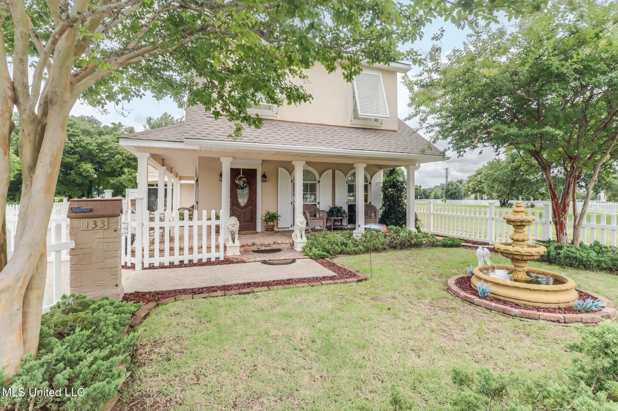 133 Myrtle Street Property Photo 1