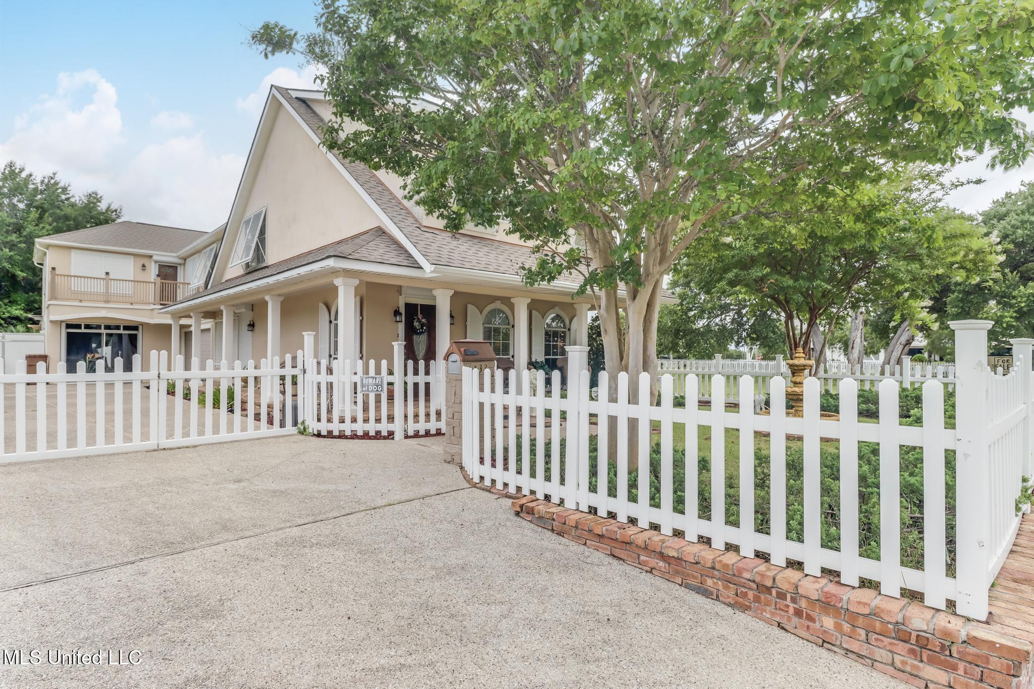133 Myrtle Street Property Photo 8
