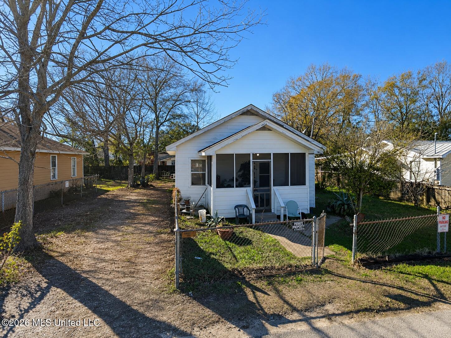 817 Handy Avenue Property Photo 1