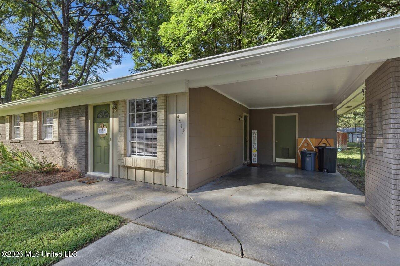 4335 Autry Street Property Photo 4
