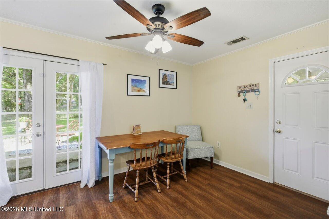 4335 Autry Street Property Photo 11