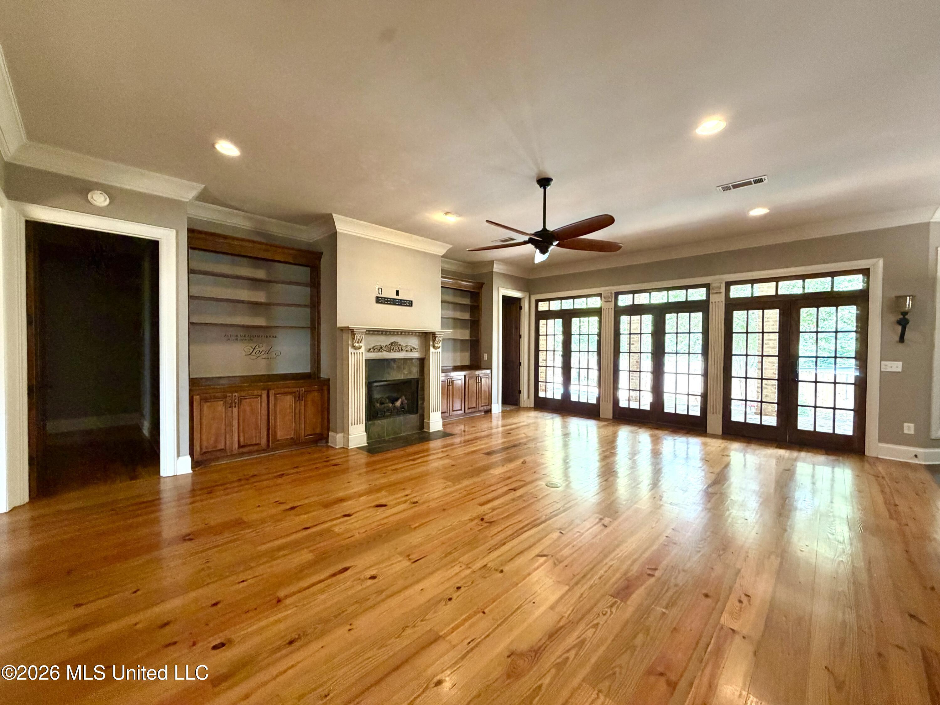 979 Auburn Drive Property Photo 9