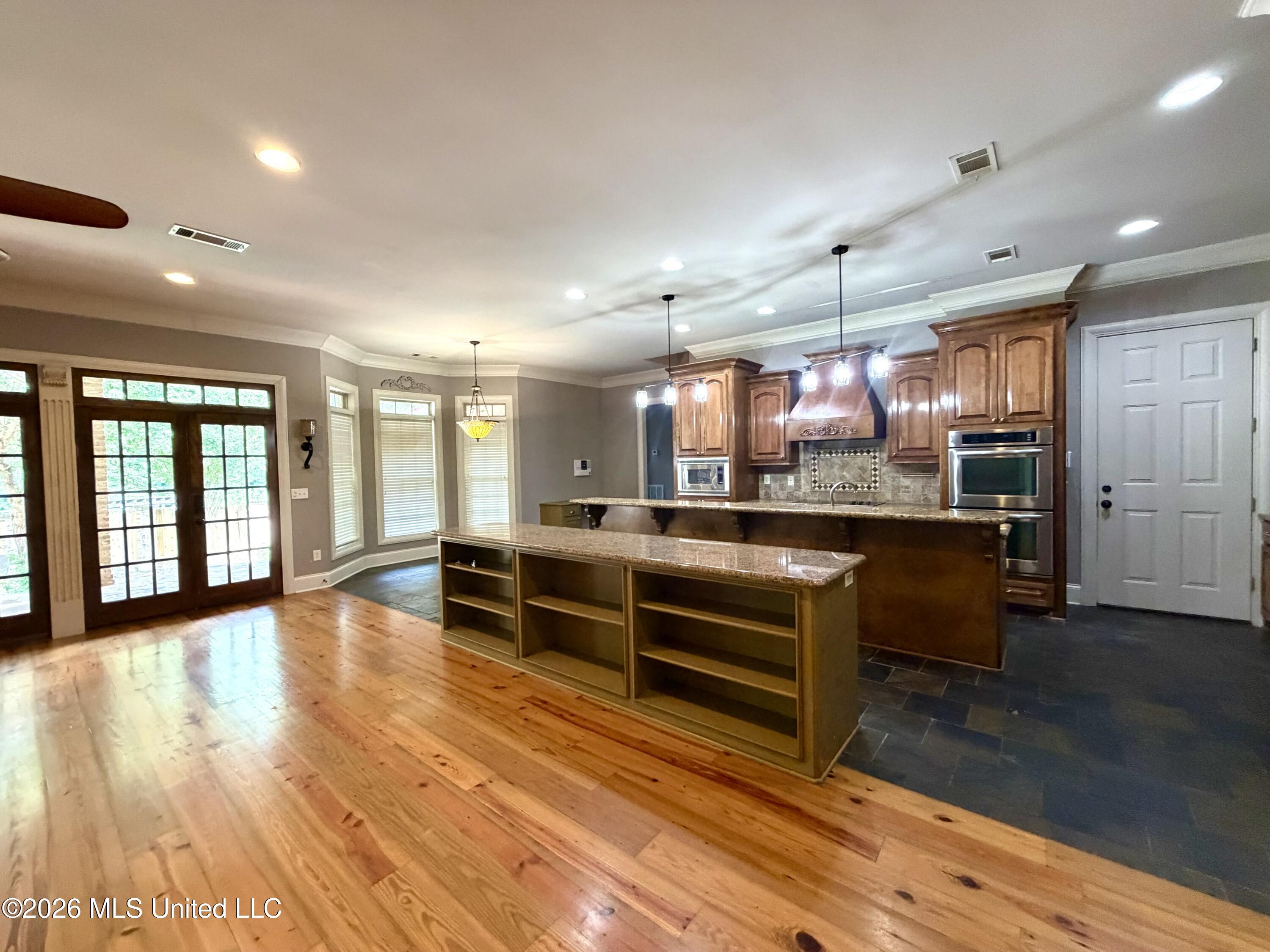 979 Auburn Drive Property Photo 10