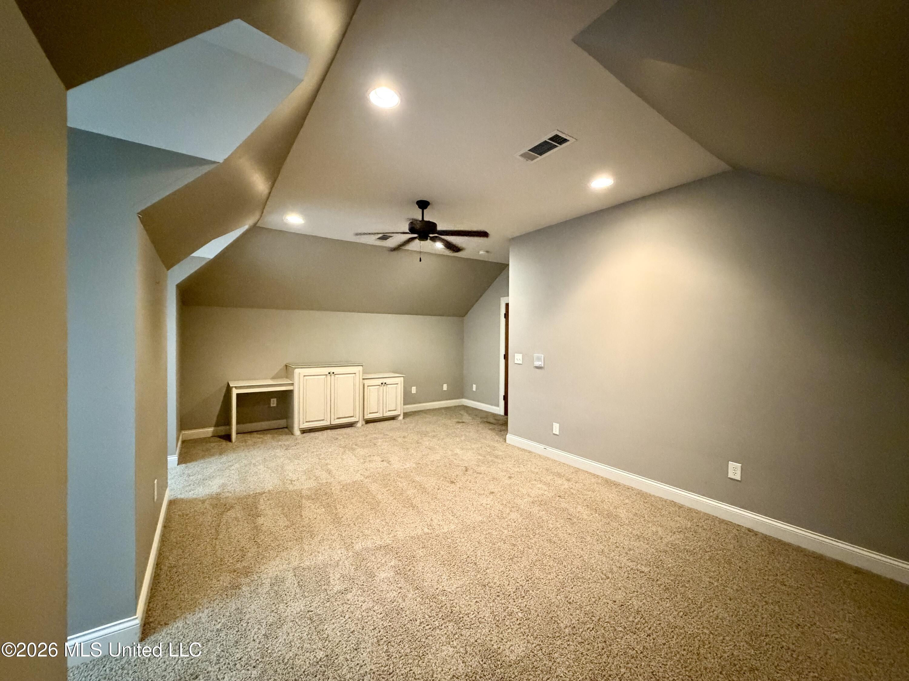 979 Auburn Drive Property Photo 21