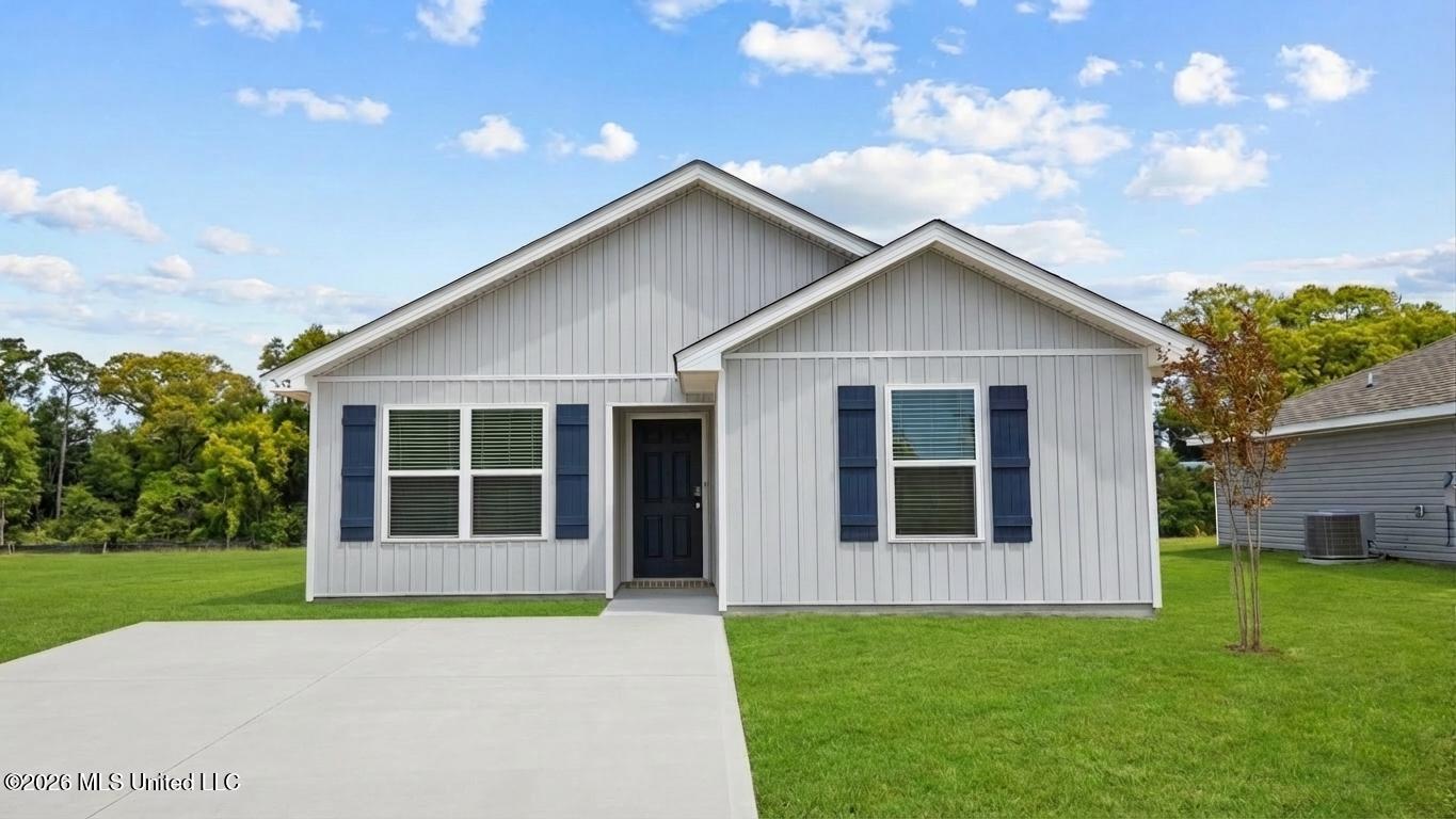 15372 7th Street Property Photo 1