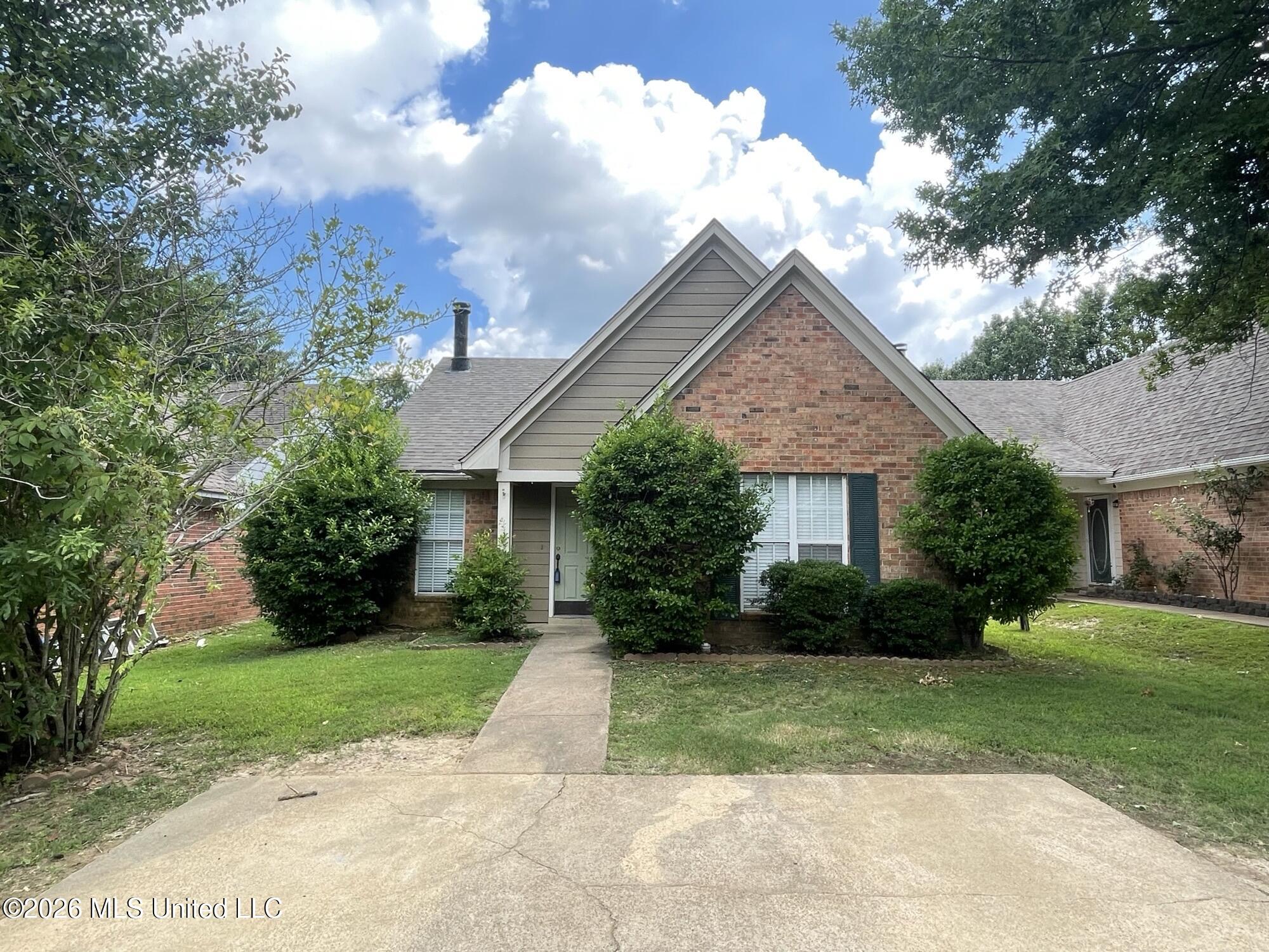 1077 Mcgowan Drive Property Photo 1