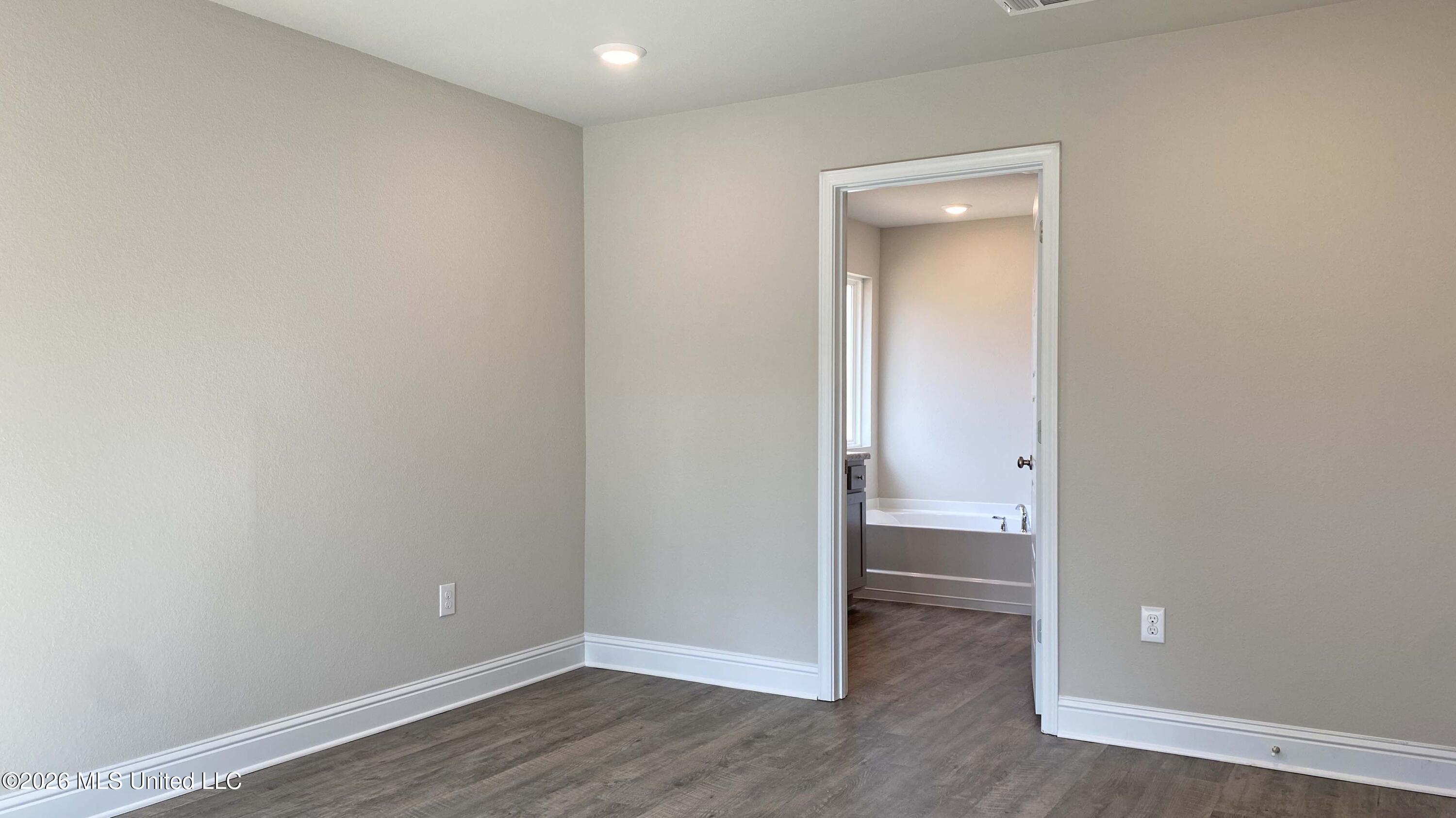 13170 Carnival Circle Property Photo 15