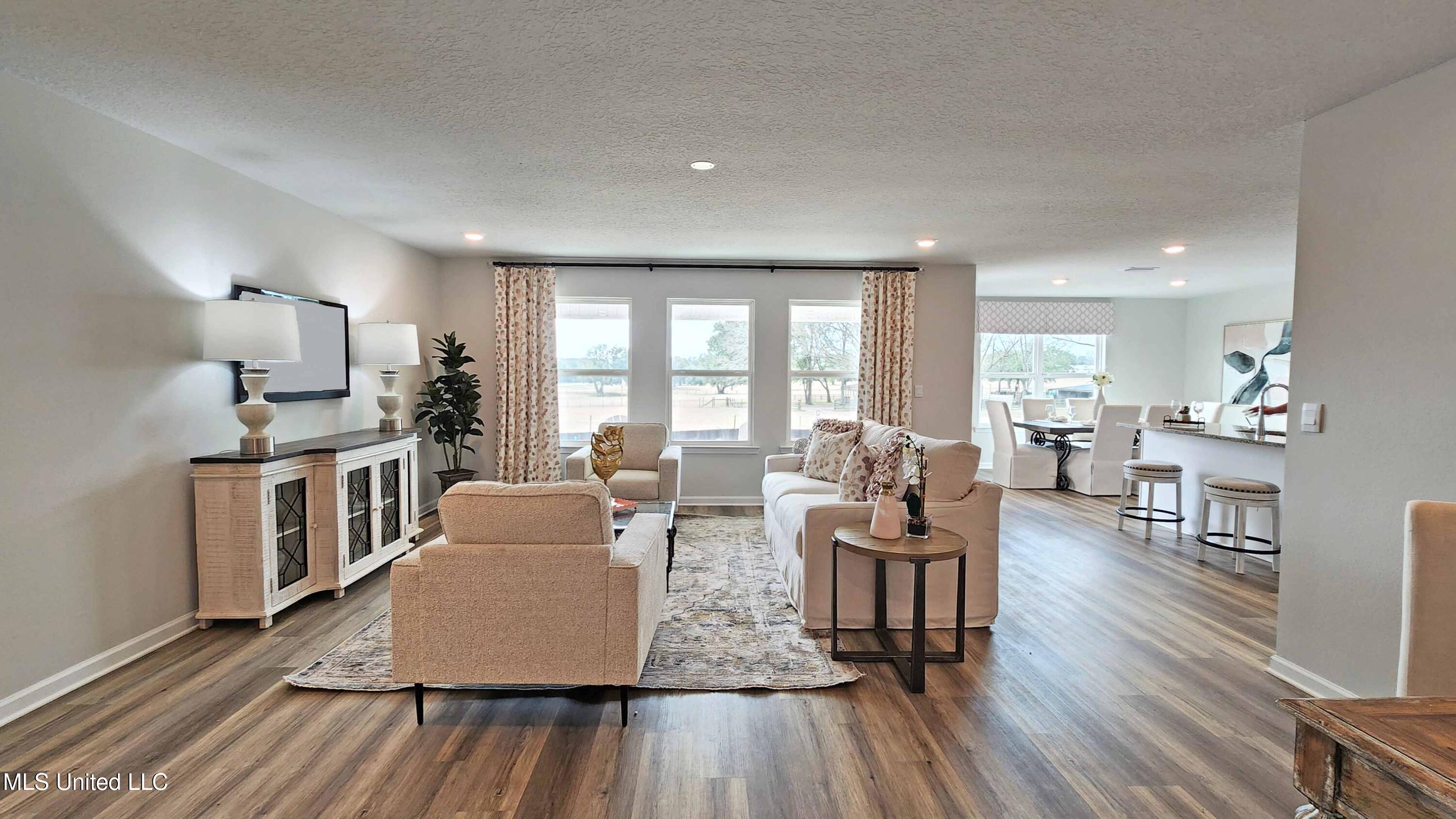 9356 Reserve Boulevard Property Photo 3