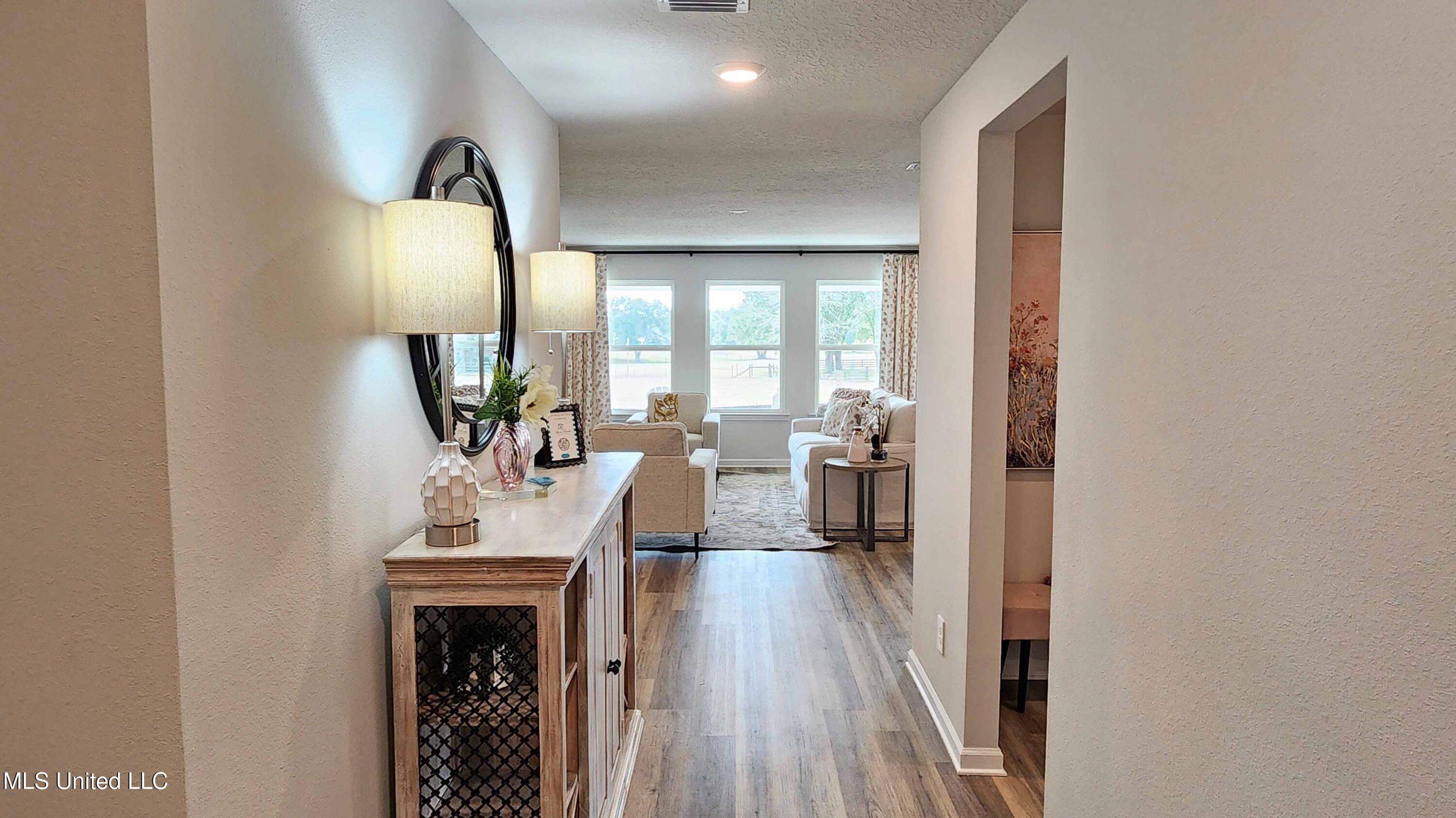 9356 Reserve Boulevard Property Photo 11