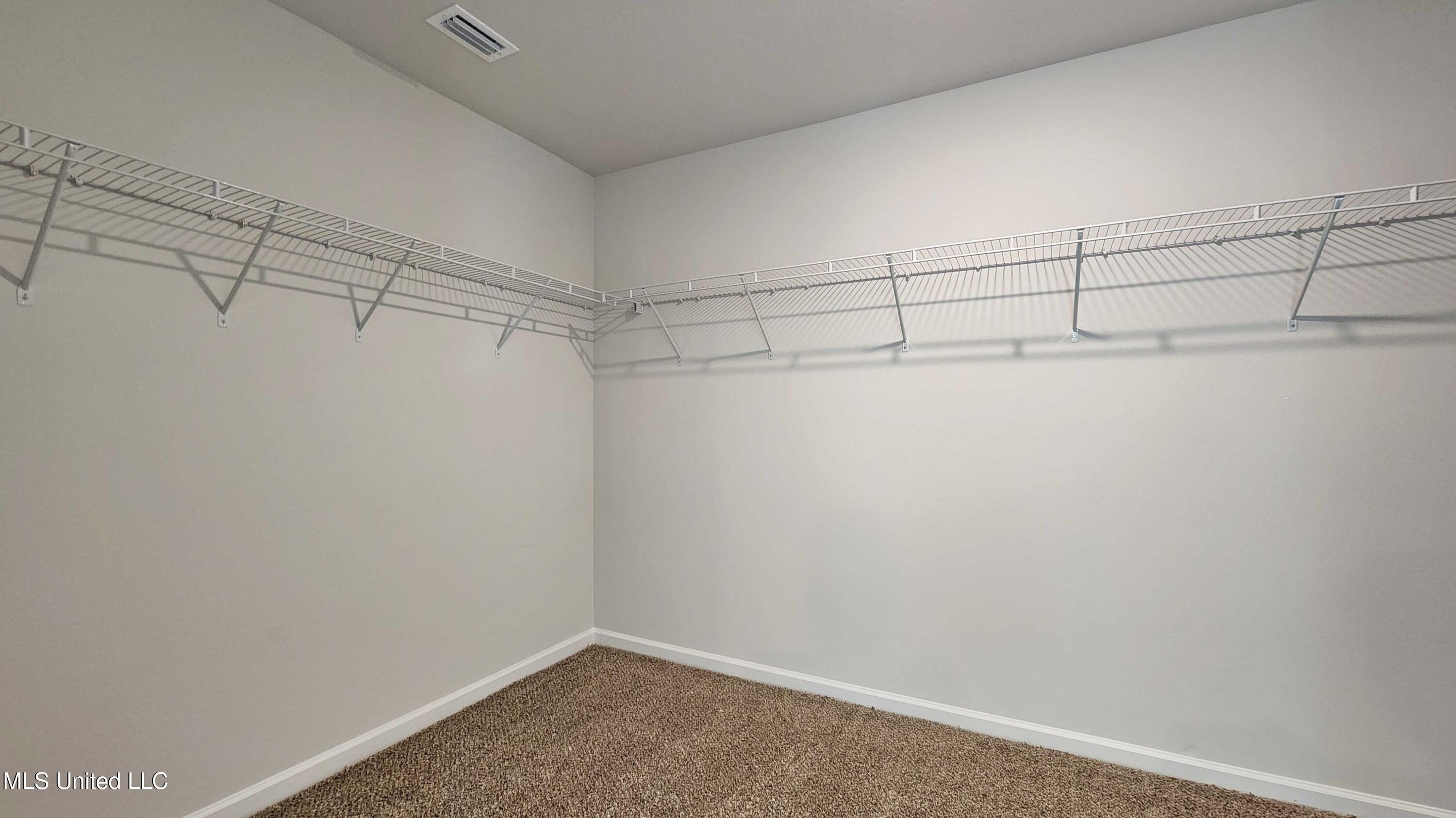 9356 Reserve Boulevard Property Photo 20
