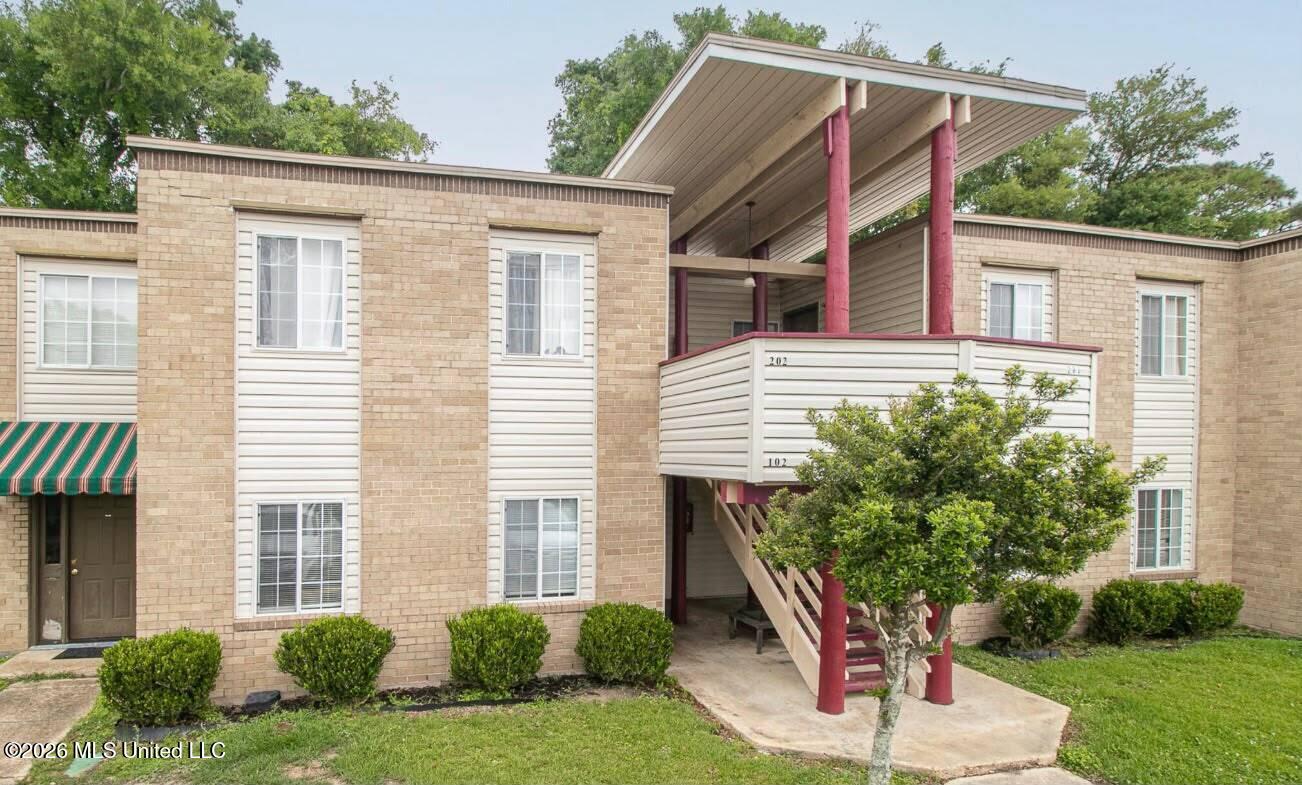 245 Mc Donnell Avenue Property Photo 1