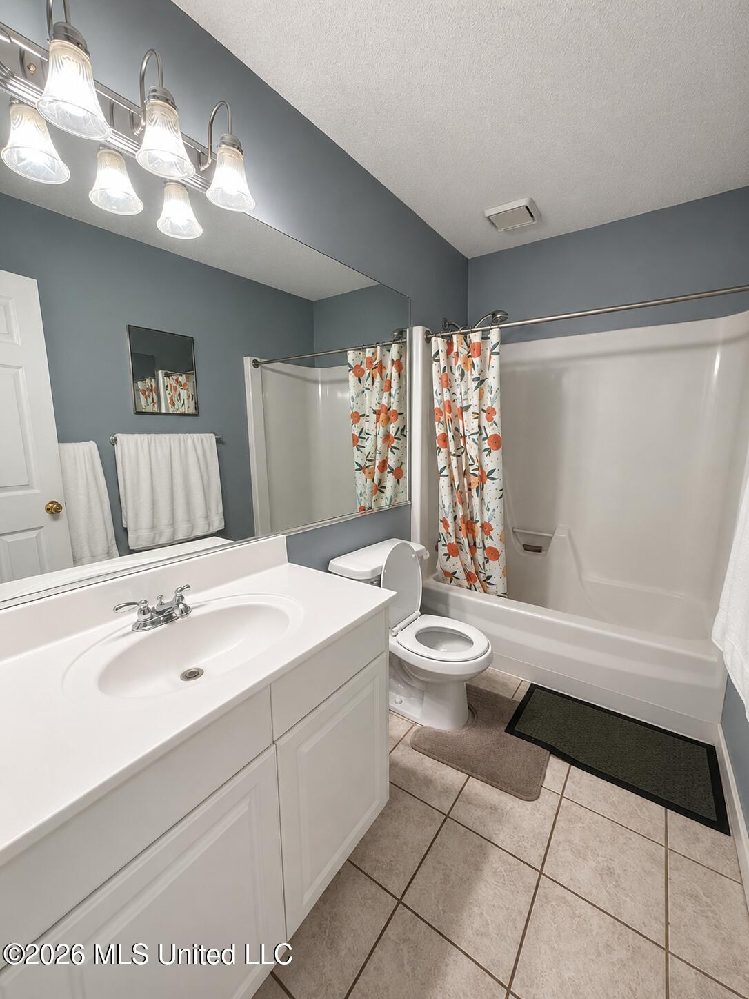245 Mc Donnell Avenue Property Photo 18